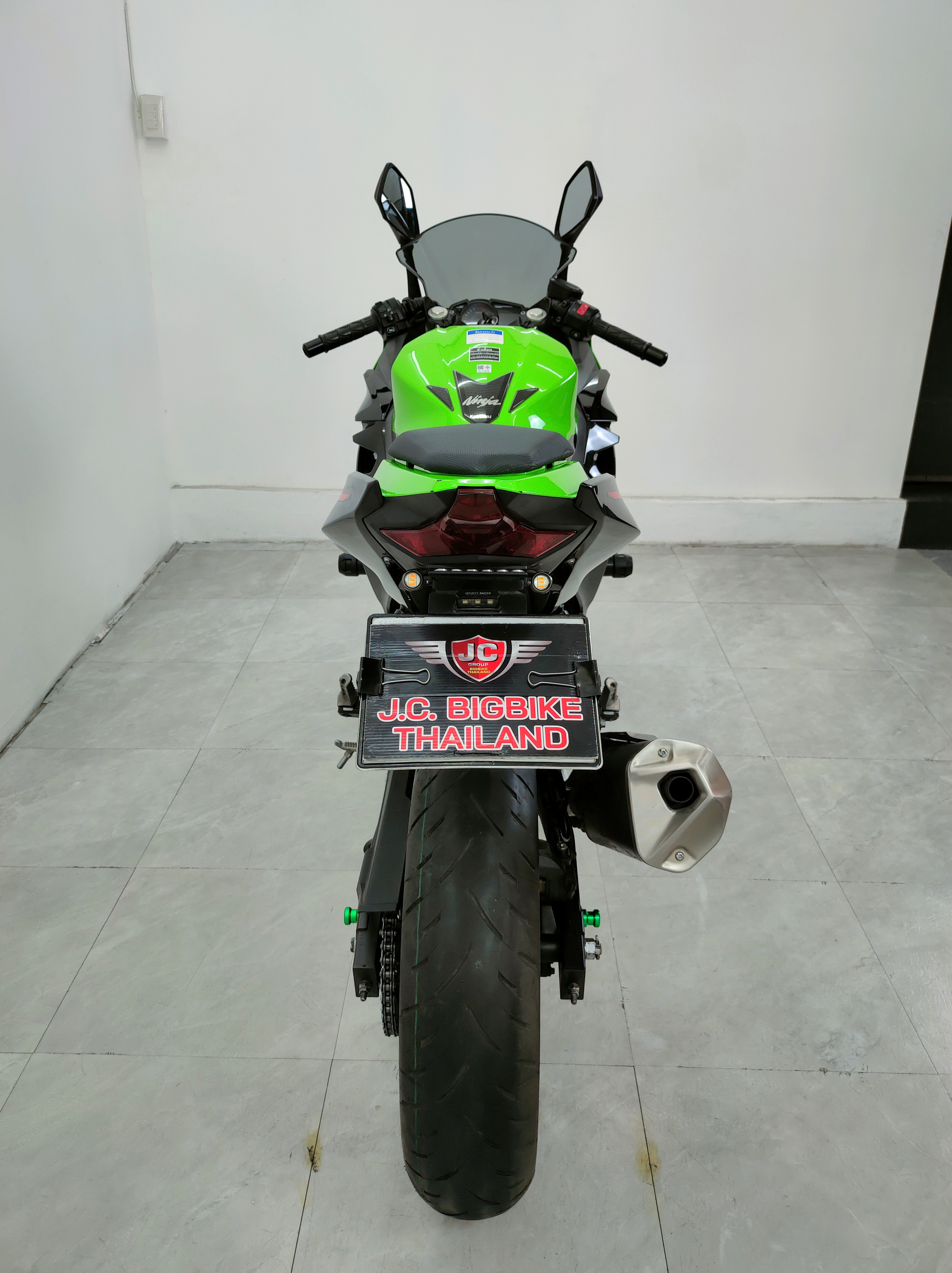 คุ้มค่าคุ้มราคาจริงๆKAWASAKI NINJA 400SE ปลายปี 2021 ใ้ช้งานน้อย‼️