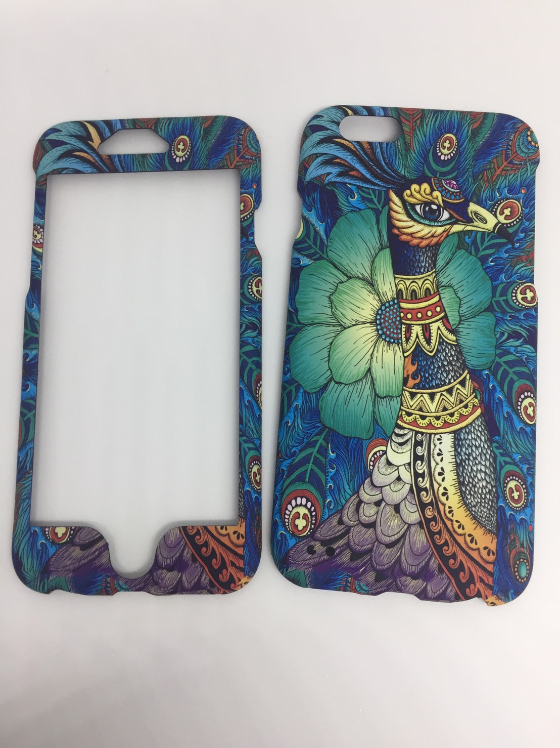 เคสคูทิส (Kutis) ไอโฟน6,6S(ลายนกยูง)