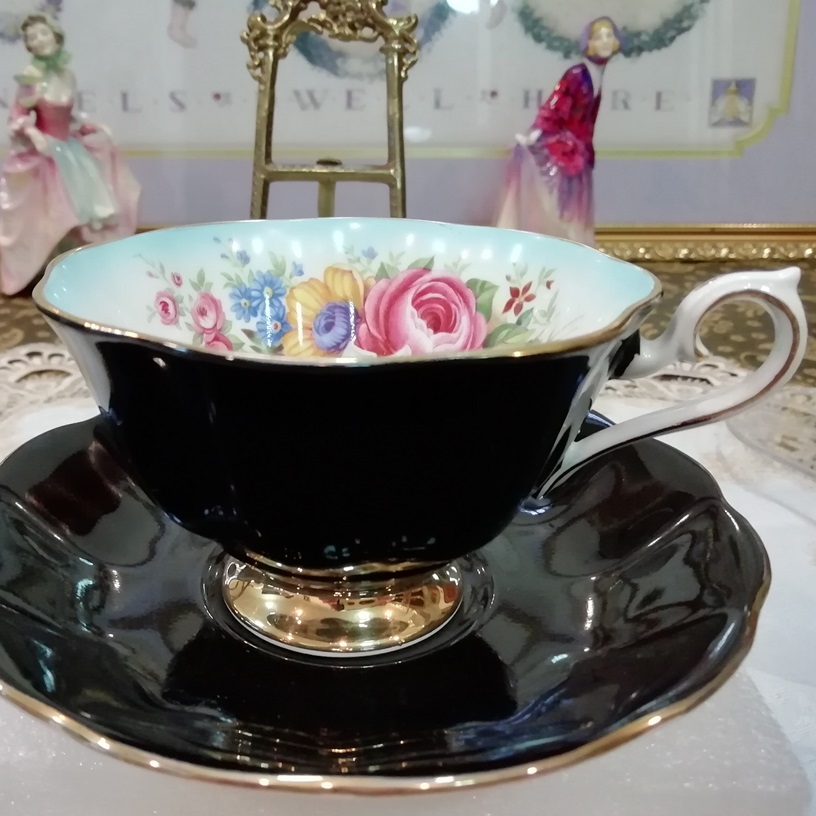 Royal Albert รุ่น Milady Series ถ้วยชาเซรามิค Bone China อังกฤษ