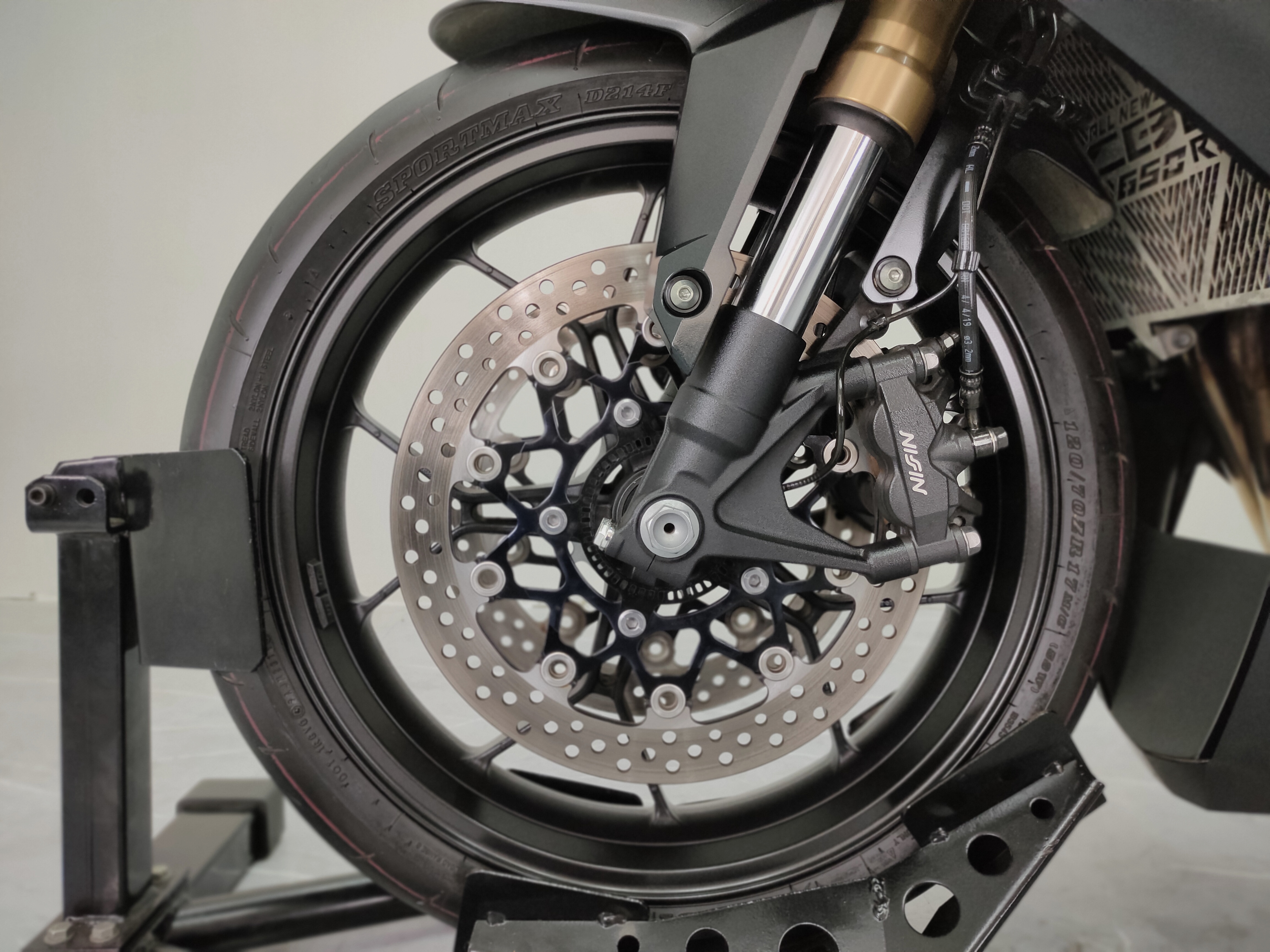 สายจอด 💢 ดุดันคมเข้ม HONDA CBR650R จดปี2020 นางฟ้า...เเต่งจัดเต็ม ❤️🔥