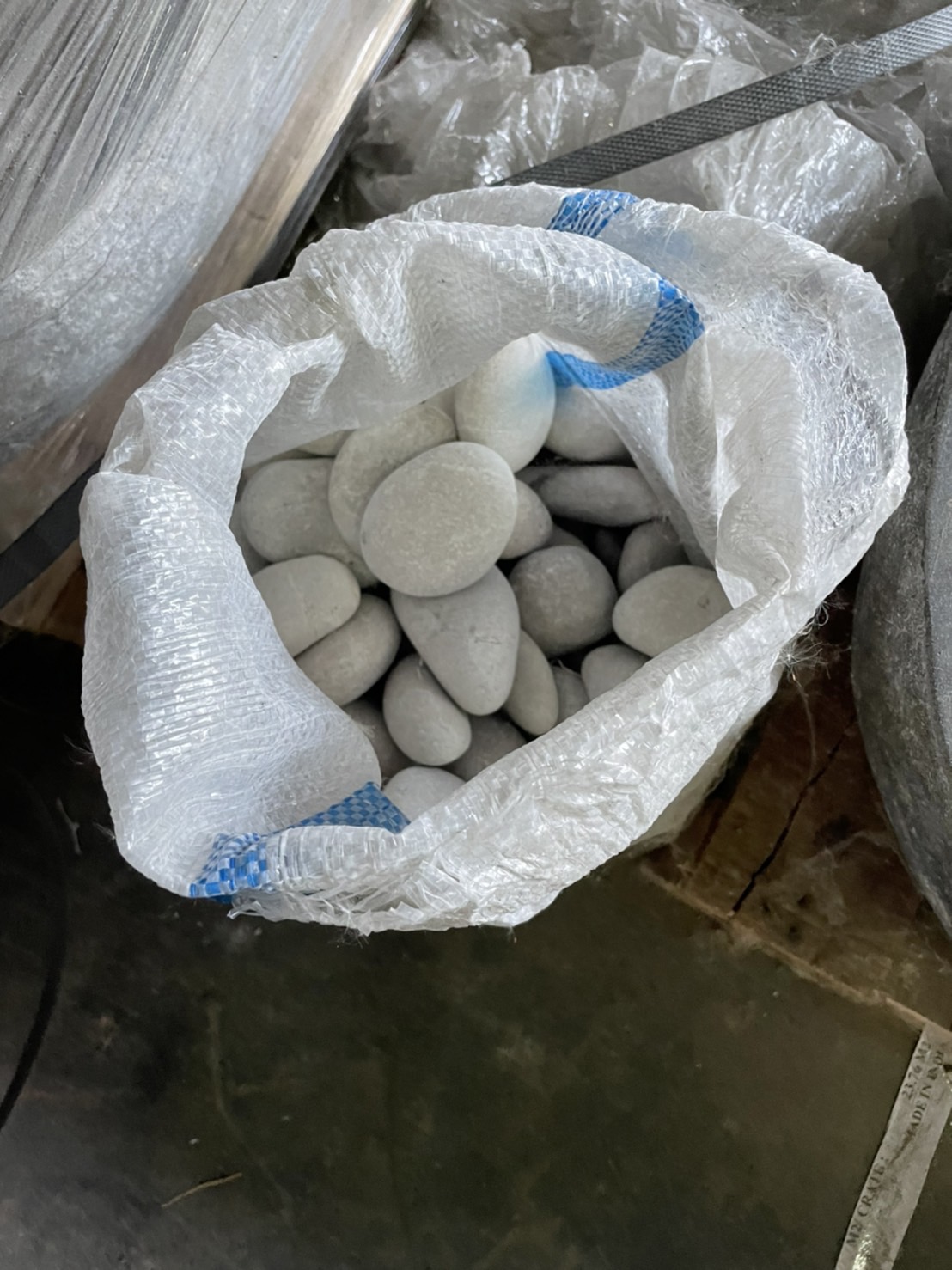 หินกรวดทะเล หลากสี