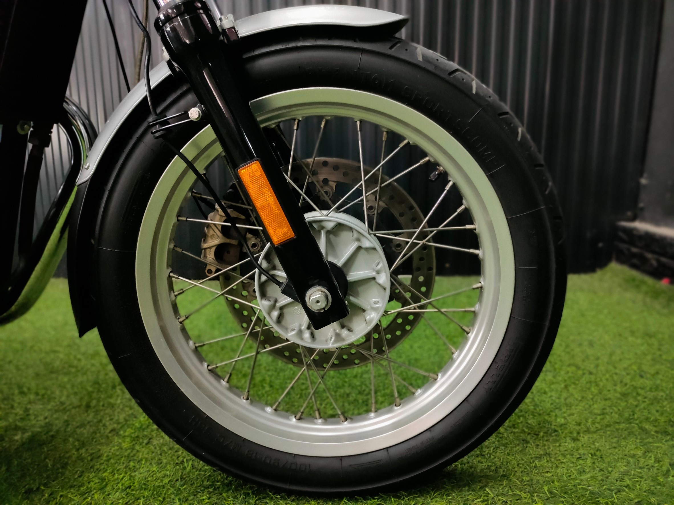 😎 มาแว้วโมเดิร์นคลาสสิกยอดนิยม "Royal Enfield" Interceptor 650 INT จดทะเบียนปี2020....สวยจริงไรจริงคันนี้⁉️