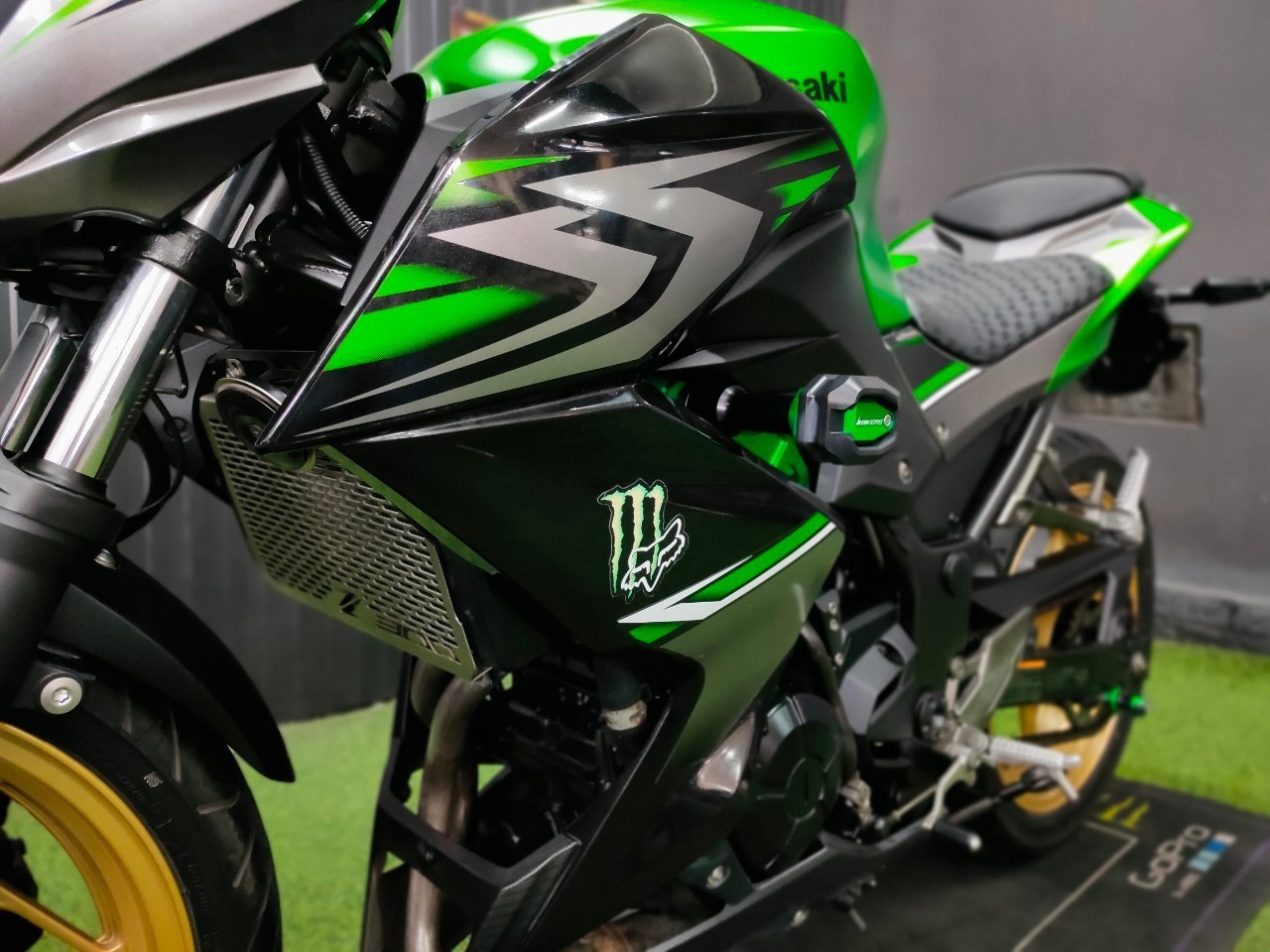 💥ไม่ต้องดาวน์+ไม่ต้องค้ำ...ผ่อนเบาๆ💥 รถบ้านแท้ใช้งานน้อย Kawazaki Z300abs จดปี 2017 ไมล์9พันสวยๆใสๆ