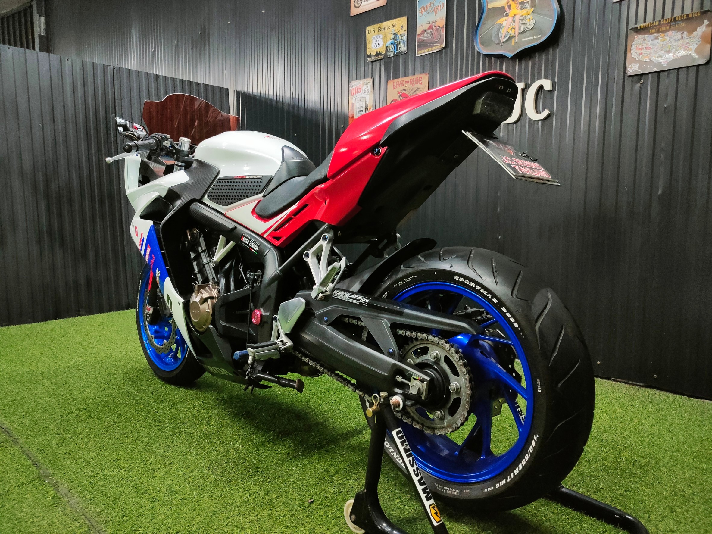 😍 โอ้วบร๊ะเจ้า...รุ่นนี้-สีนี้ ก็มีด้วย⁉️ HONDA CBR650F Tri-colour รถปี 2017 มาพร้อมโปรแรงซ์ M150‼️