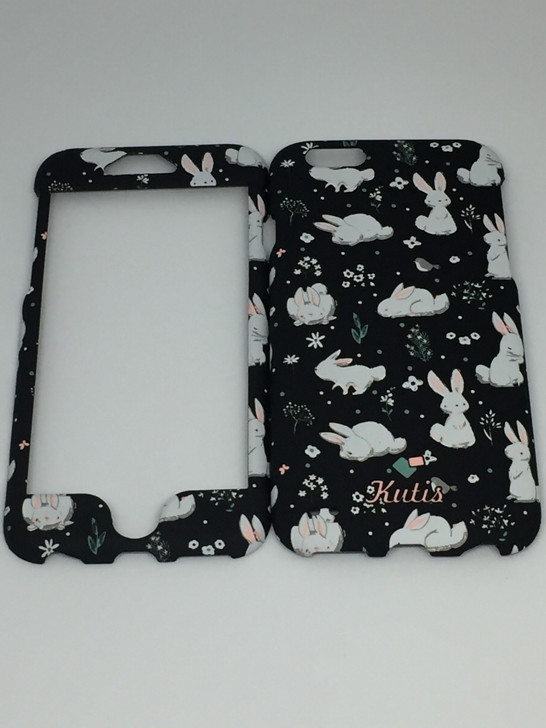 เคสคูทิส (Kutis) ไอโฟน6,6S(ลายกระต่ายนั่งกับนอน)