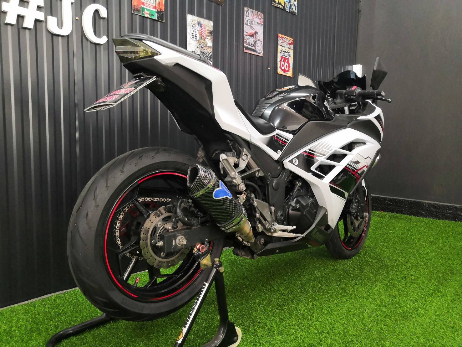 >>>NINJA300_Special Edition<<< จดทะเบียนปี 2014