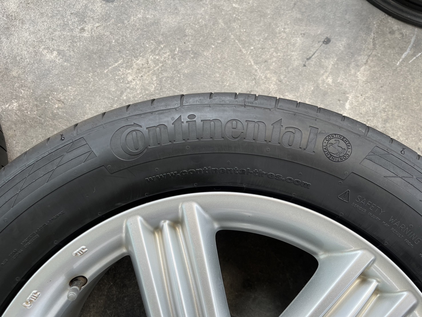 ✨ล้อแม็กพร้อมยาง✨ISUZU D-MAX Blue Power ขอบ 18