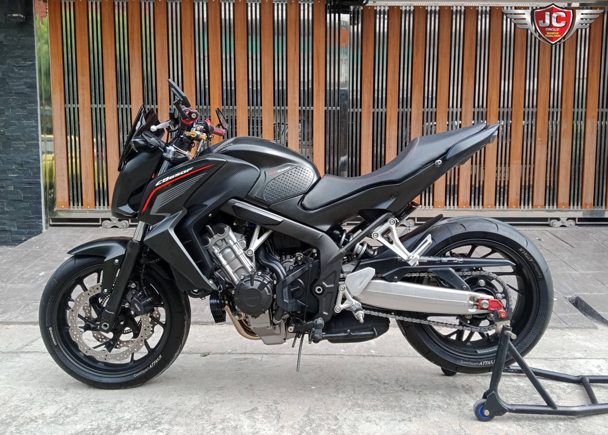 รถบ้านแท้นะจ๊ะ ออกรถ 8,000 จบทุกขั้นตอน(!) รวมค่าจัดไฟแนนซ์แล้ว ผ่อน 5,620*48 หรือ 4,905*60