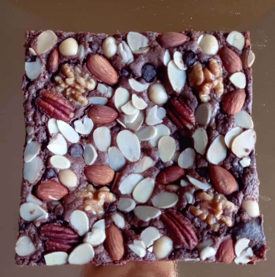 ⭐️ Special Mixed Nuts Brownie 🤎บราวนี่หน้ารวมพิเศษ🤎 ⭐️ ขนาด 7.5x7.5 cm./ ชิ้น * ขั้นต่ำสั่ง 4 ชิ้นต่อ1เซท