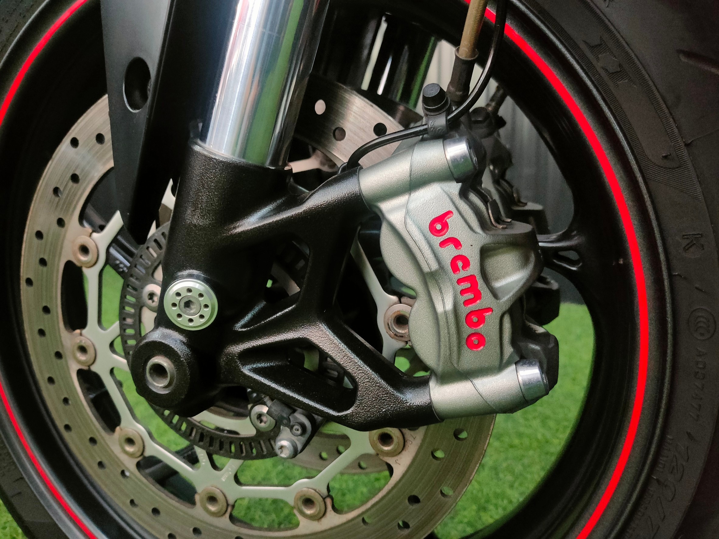 🏍💨 ที่สุดใน Naked คลาส 800 จากแดนผู้ดี 🤗 🇬🇧 Triumph 🇬🇧 Street Triple 765 RS รถออกปี 2019