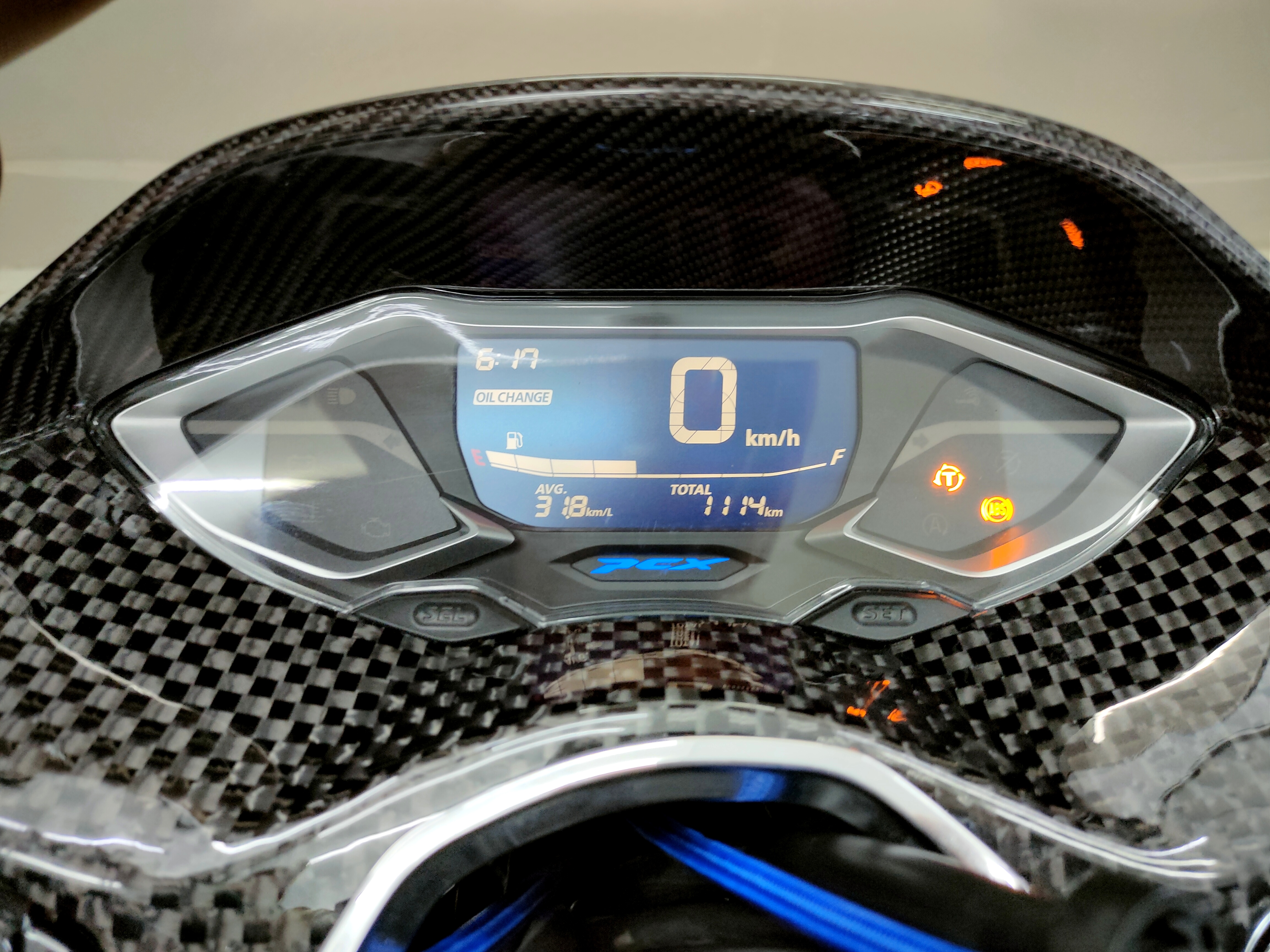 วัยรุ่นจ๋า...พี่มาแล้วจ้า 😘 HONDA PCX160 abs จดปี 2021 ไมล์ 1️⃣ พันโลแท้ + ของแต่ง3หมื่น‼️