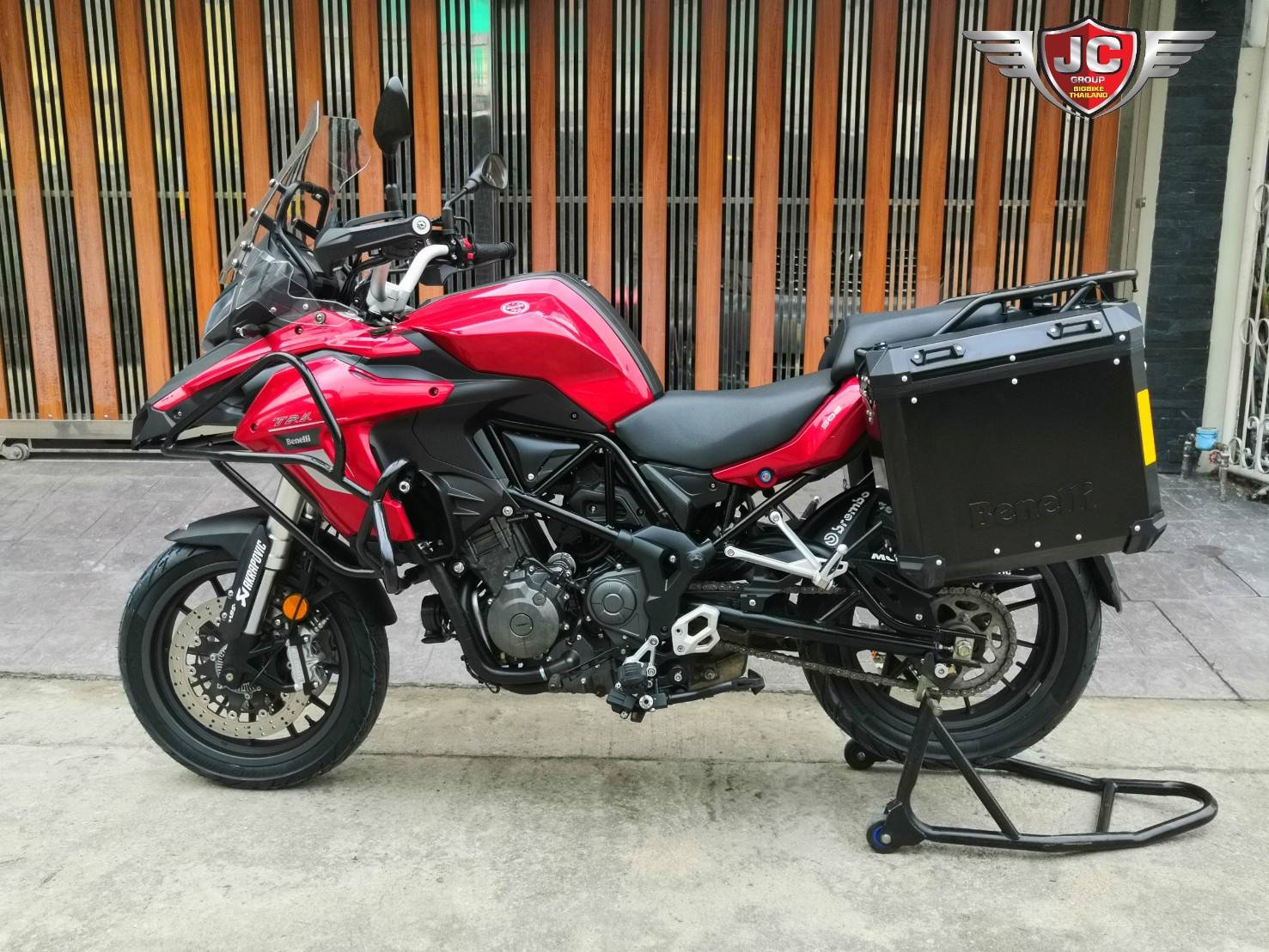 TRK502_abs จดทะเบียนปี 2020 สวยๆใสๆอ๊อปชั่นเต็มคัน