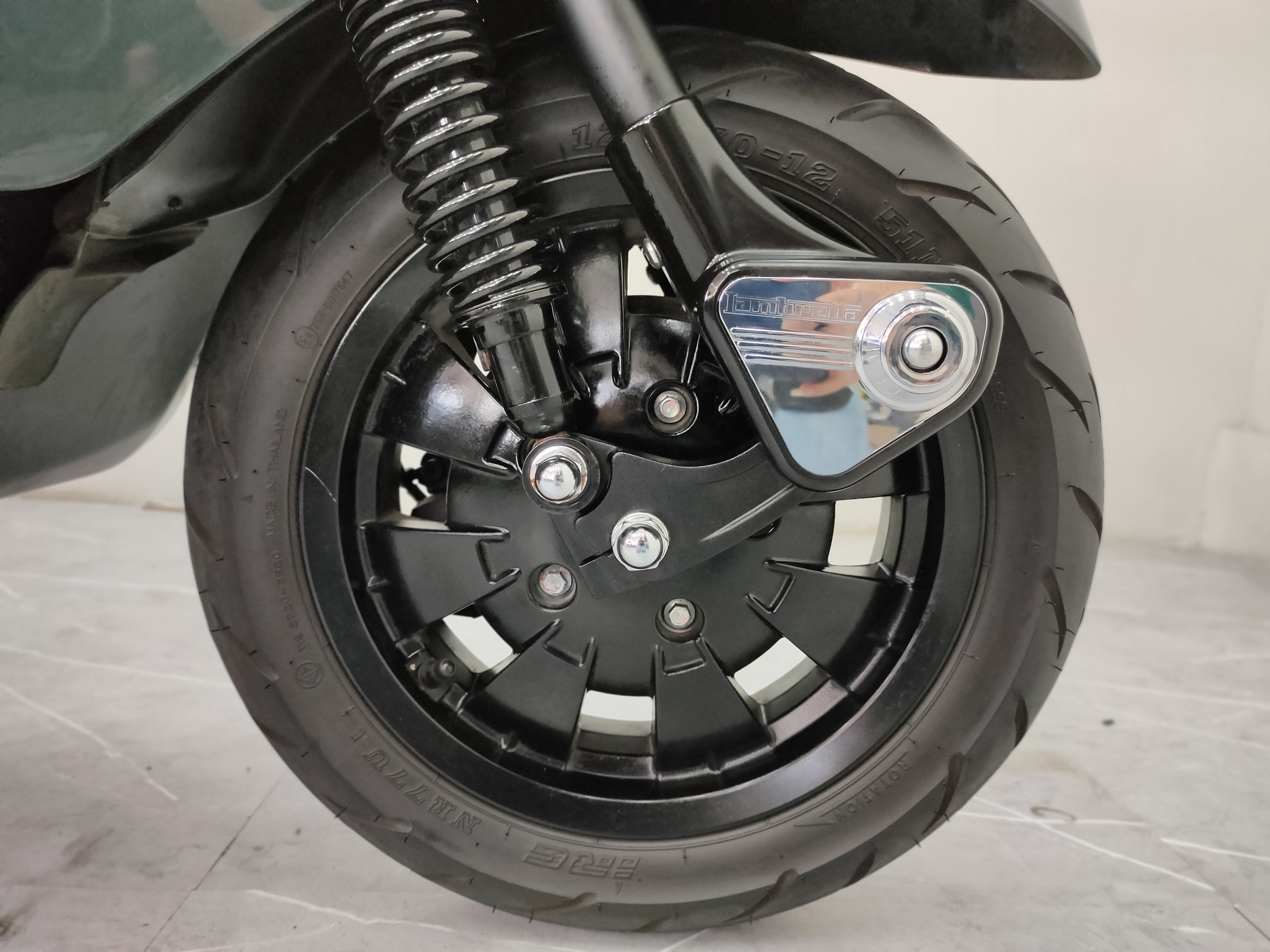 😎 เรียบหรูดูดี . สัญชาติอิตาลี💥 LAMBRETTA X300 ABS จดปี 2023 สภาพใหม่มาก "เบากว่า Forza/Xmax 20กว่าโล‼️"