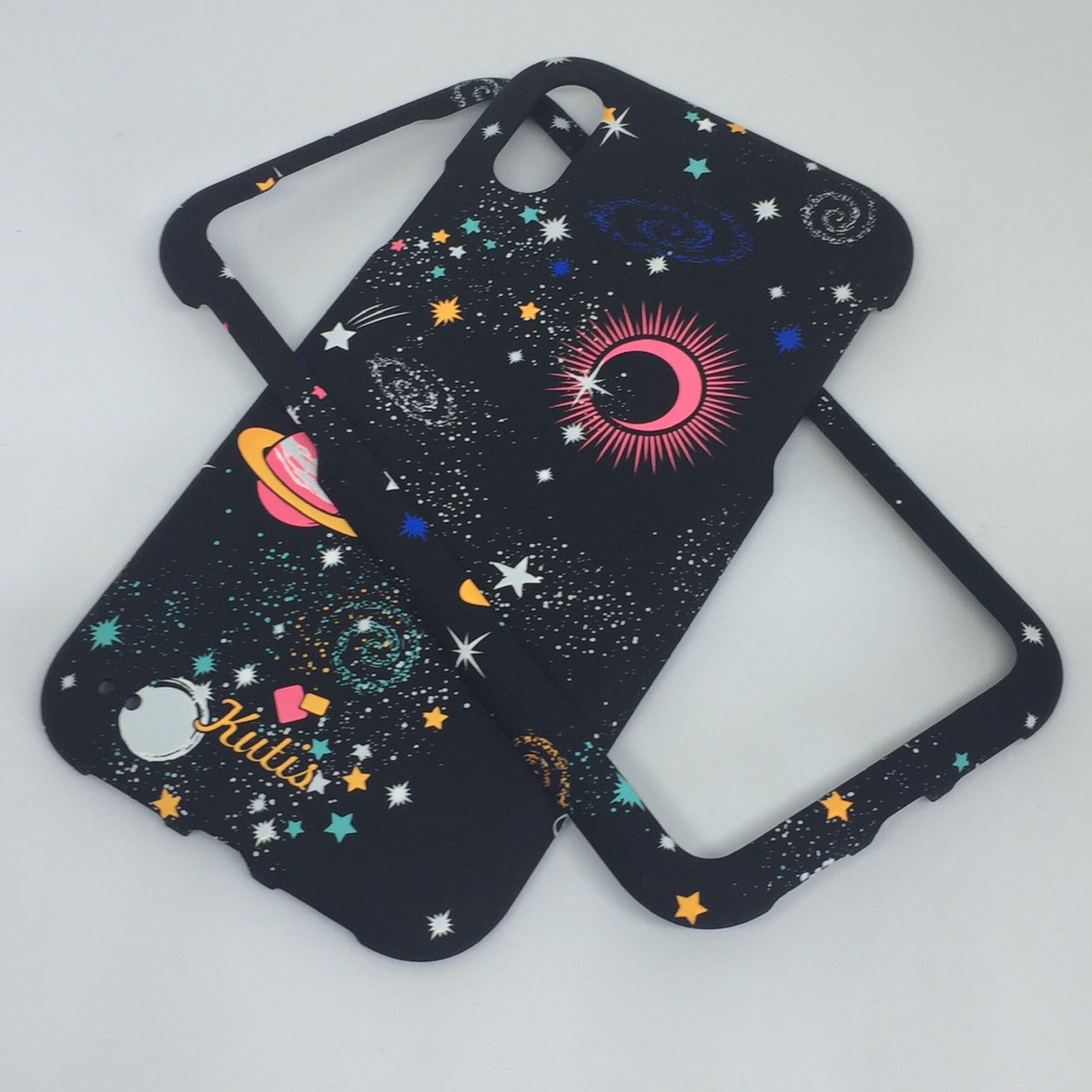 เคสคูทิสKutisไอโฟนXR(ลายอวกาศ)มาใหม่ เคสประกบหน้า-หลัง เคสเรืองแสง เคสลายวินเทจ ร้านSuperhero Klongthom