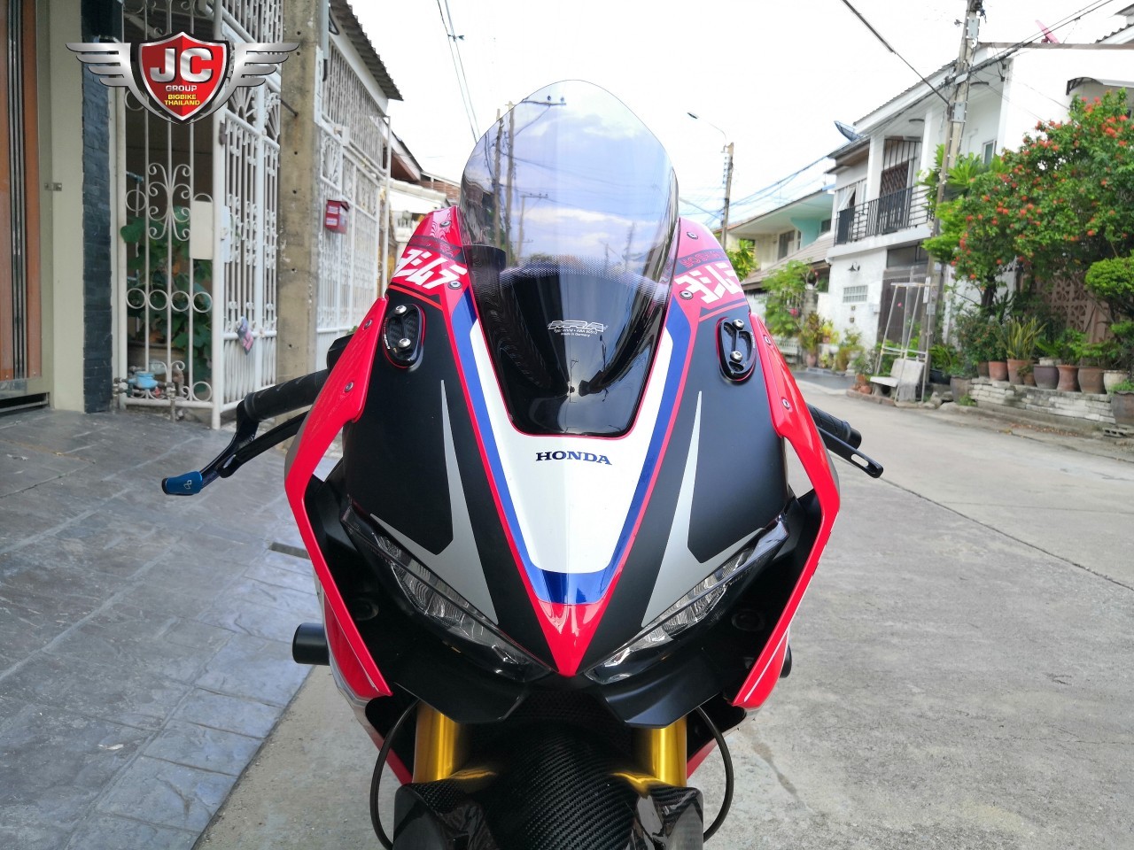 🤫 #CBR1000rrSP รถกลางปี 2018 "สเปคเดิมๆว่าสุดแล้ว