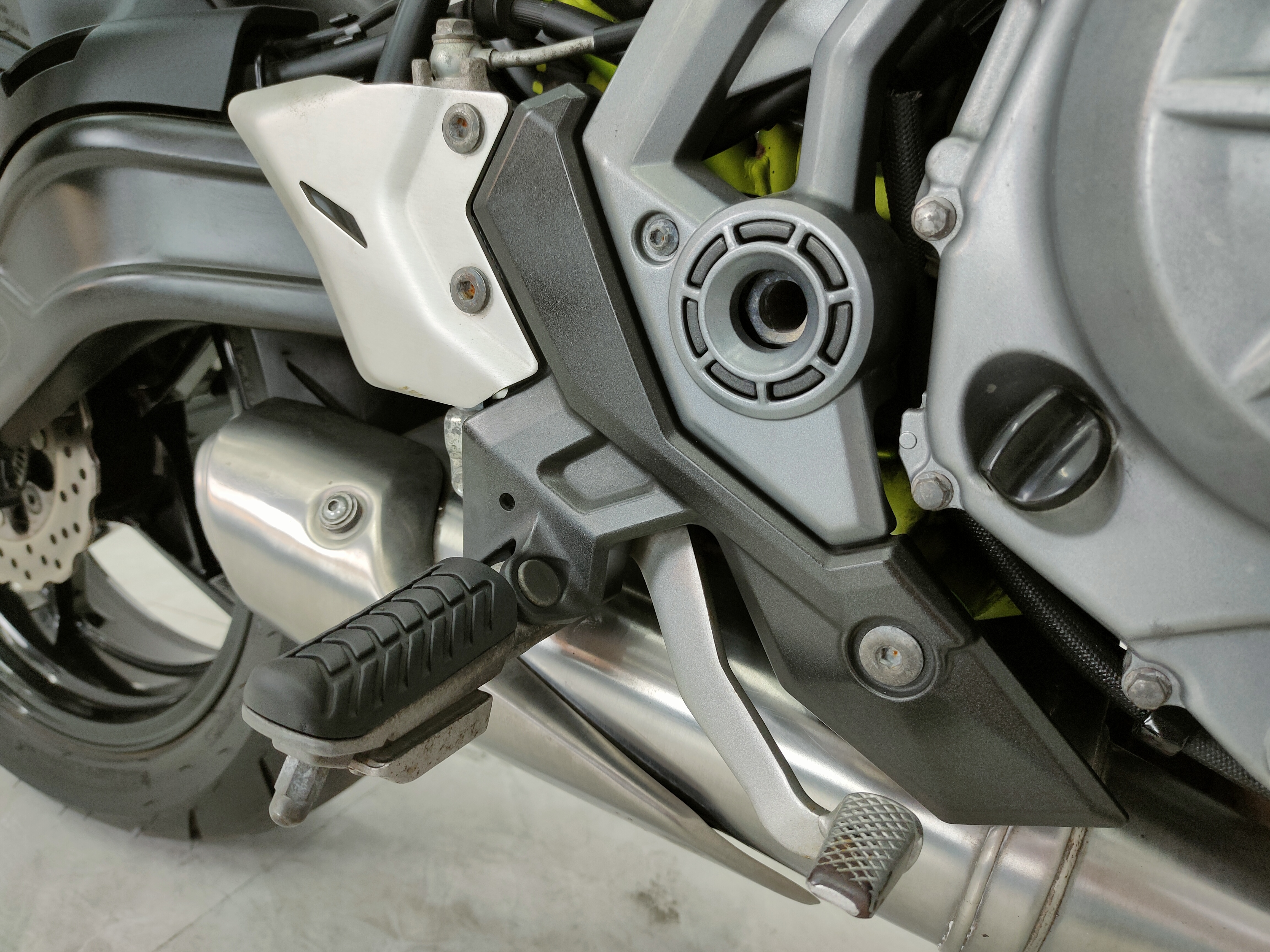 KAWASAKI Z650abs จดปลายปี 2017 สภาพพร้อมใช้....ผ่อนเบ๊าเบา