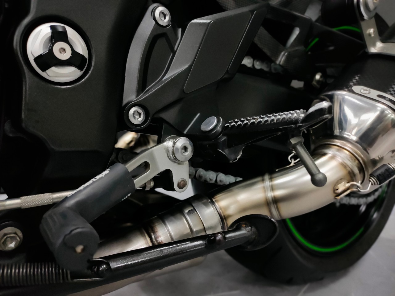 🦏 1ใน100 จัดเต็มคาราเบ๊ล❗❗ KAWASAKI Z1000 ปี2014 "เจ้าของเดียว" แต่งแท้แทบทั้งคัน...เด็ดแค่ไหนไปดูกัน 😁