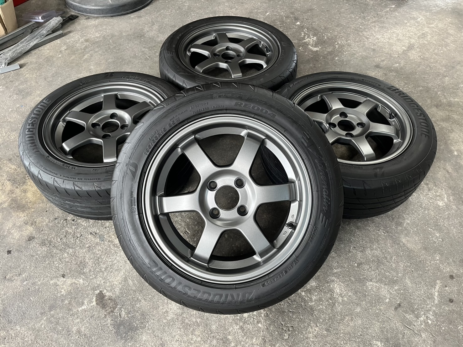 ✨ล้อแม็ก 4รู100✨TE37 ขอบ 15 สีเทา พร้อมยาง 195-55-15 Bridgestone💥ปลายปี 22💥