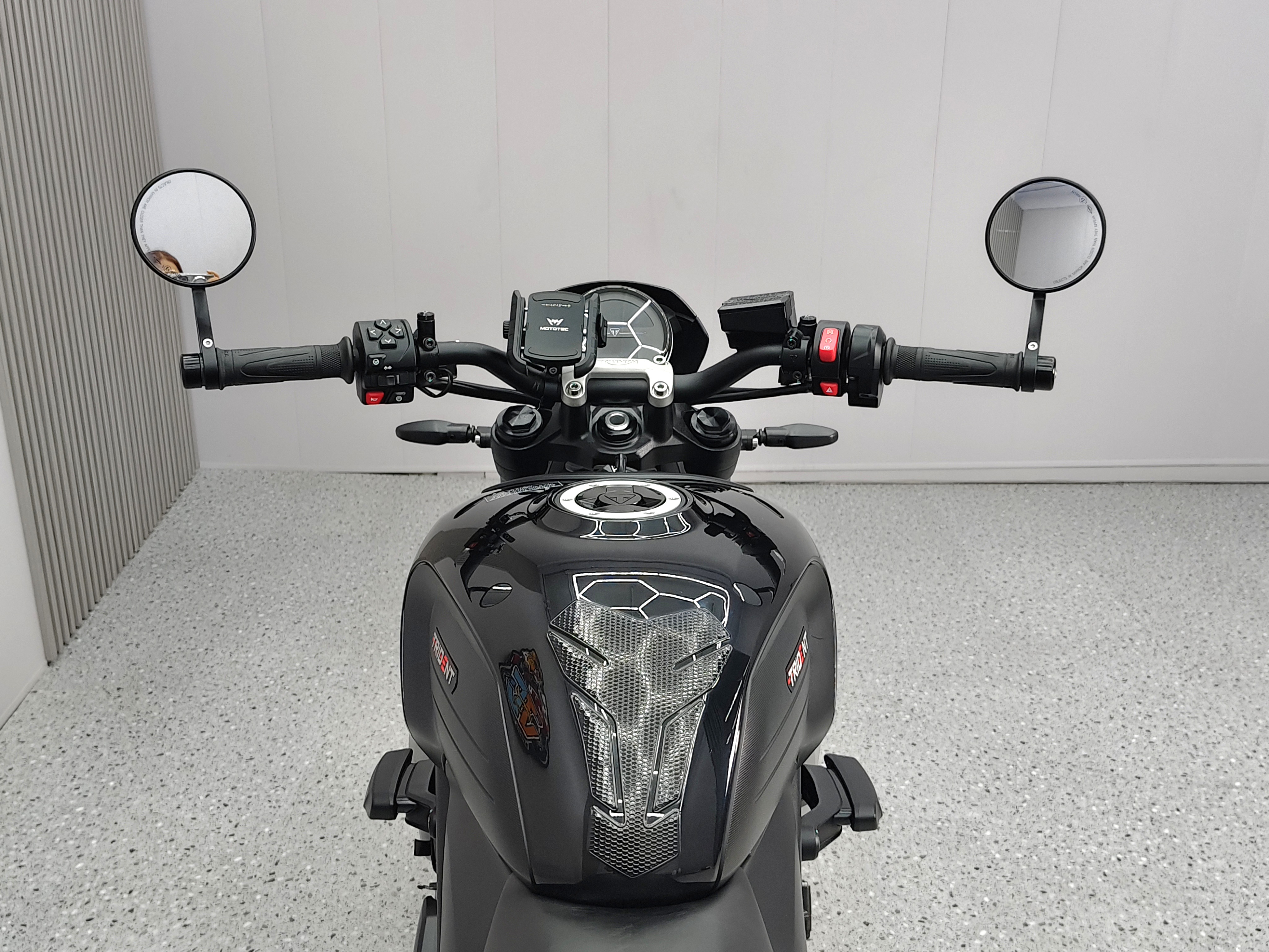 ขี่ดีคล่องตัว TRIUMPH TRIDENT660 ปี 2021 รถสวยวิ่งน้อยโปรโมชั่นโดนๆ