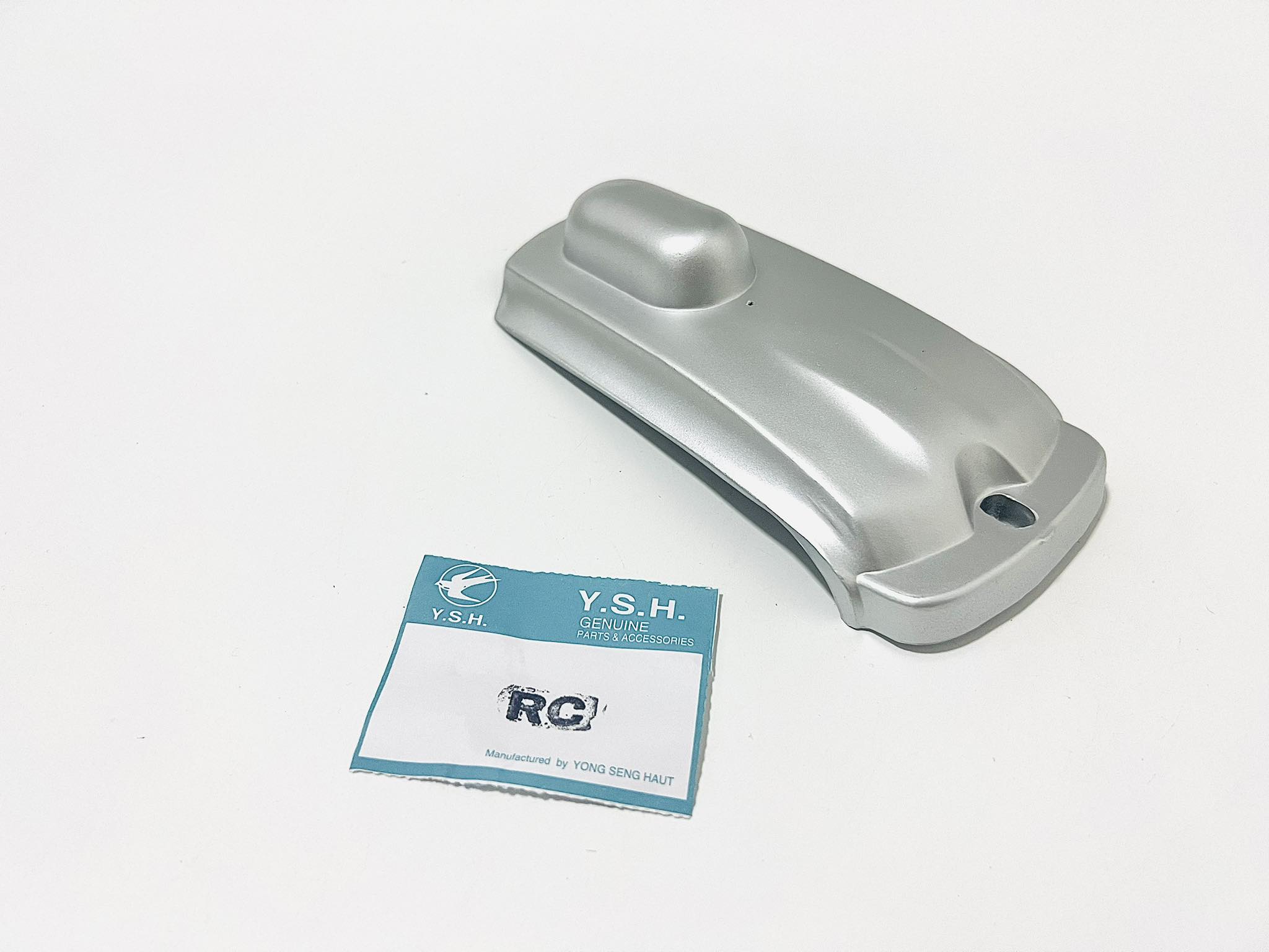 ฝาปิดบังโซ่rc100 rc80 สีบอนซ์ สีดำเลือกสีแจ้งในข้อความ L13