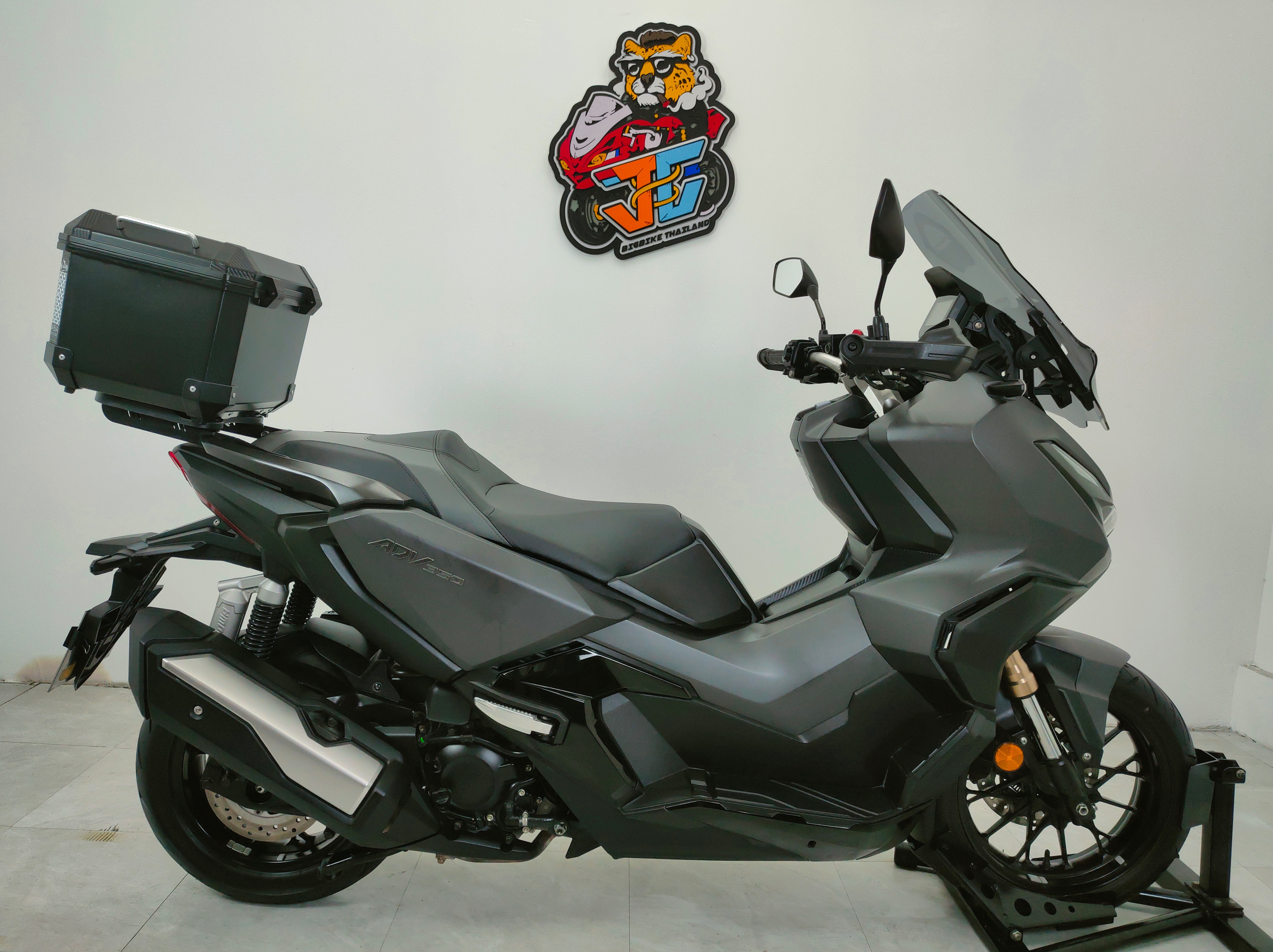 ใครถามหา 🤗 มาแล้วนะ📢 HONDA ADV350 abs กลางปี2022 มือเดียวไม่เคยล้ม