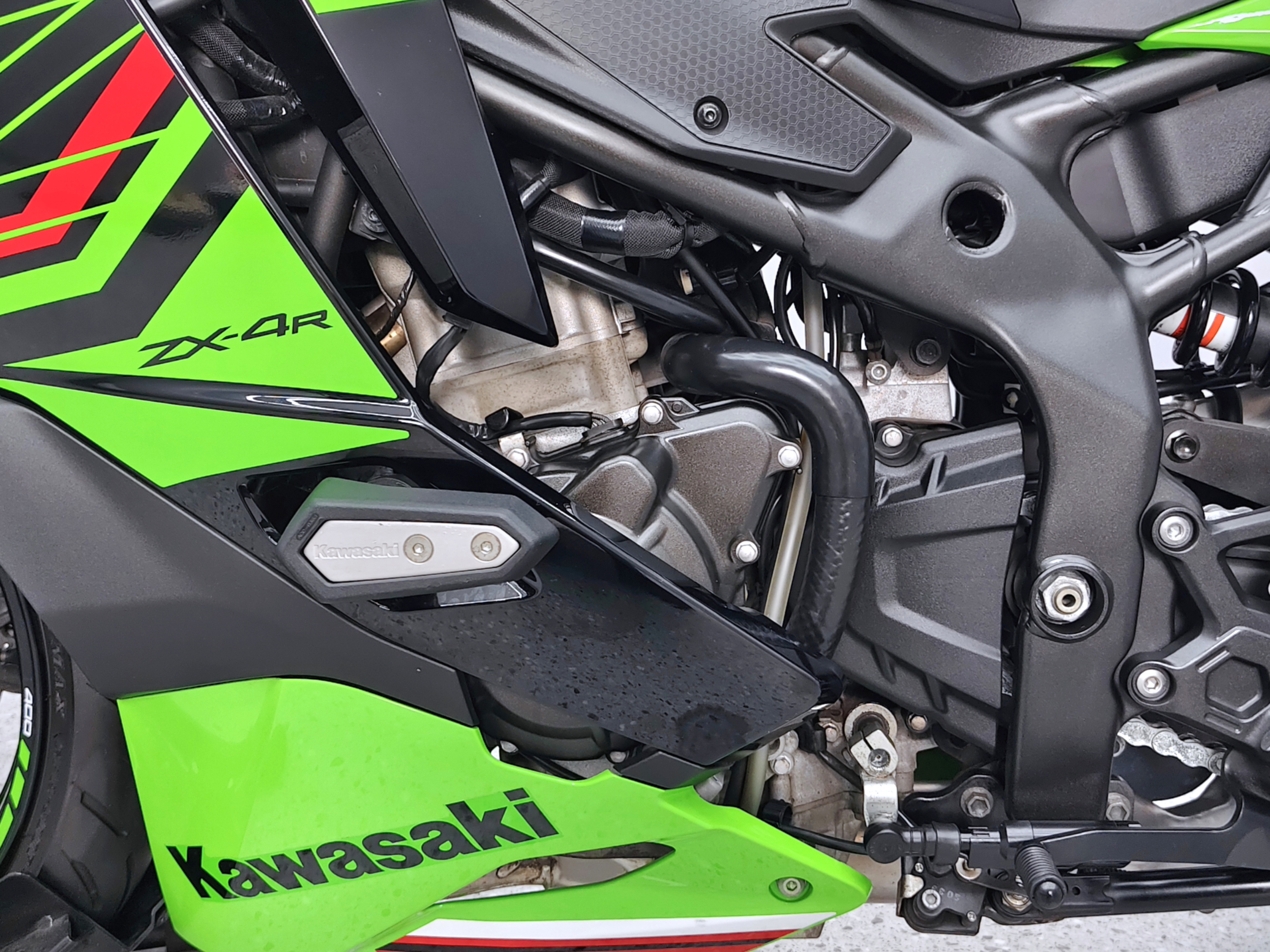 4สูบเรียง400CC.กลับมาแว้ว 😎 KAWASAKI NINJA ZX4R SE ปลายปี 2023 ไมล์หลักพัน‼️