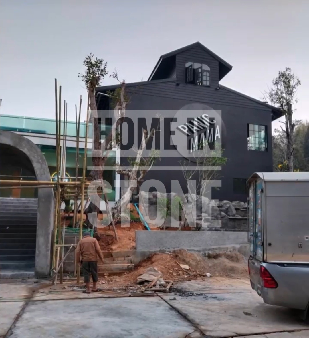 Silver grey wall panel Doi sa ket round 2