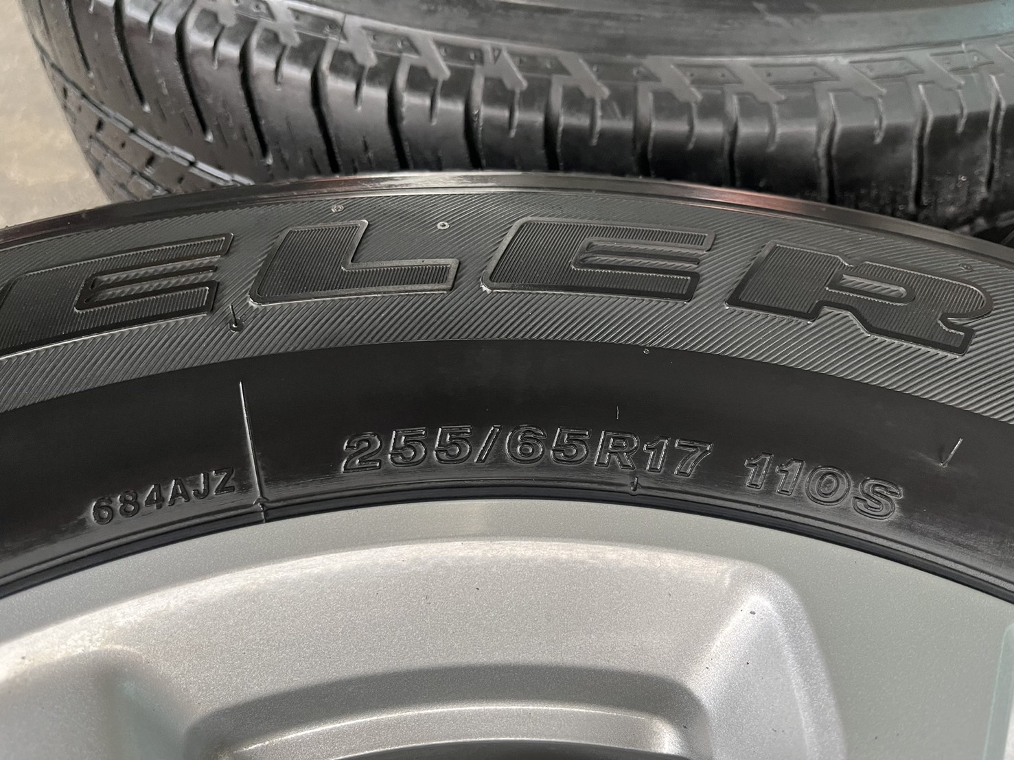 ✨ล้อแม็ก 6รู139✨ISUZU D-Max ขอบ 17 แถมยาง 255-65-17 Bridgestone ปลายปี 20