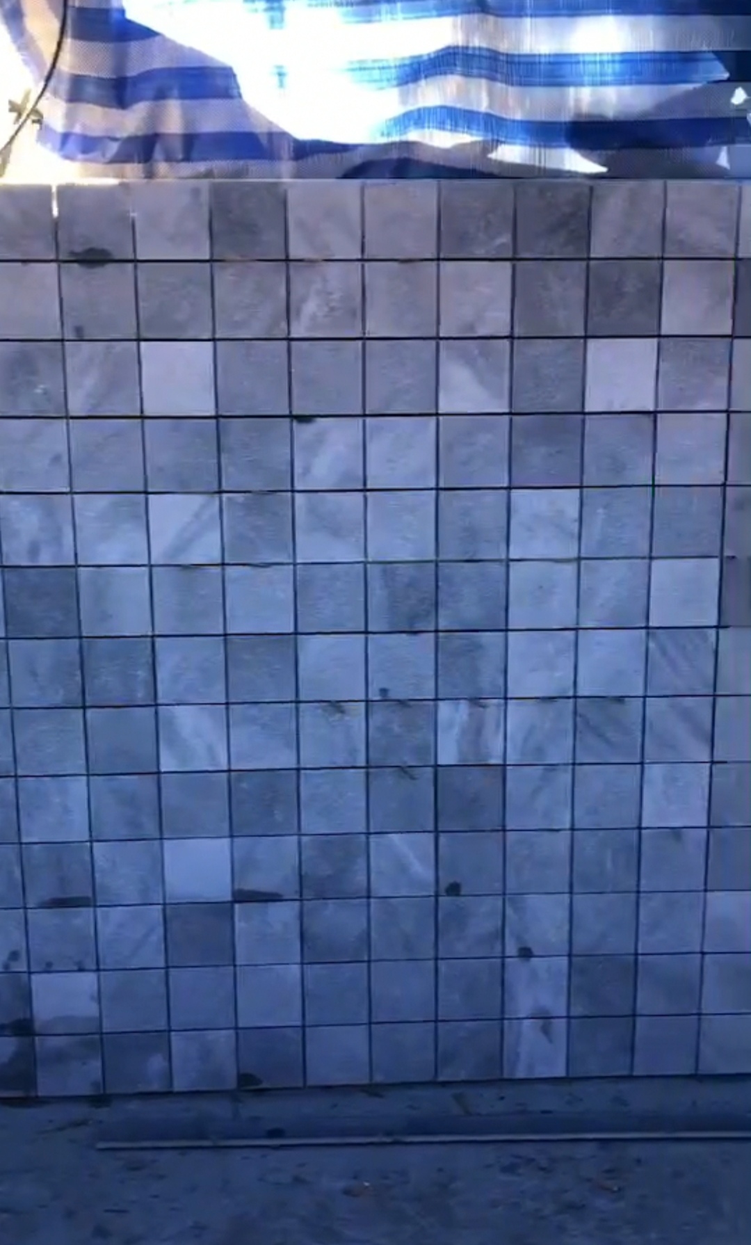 หินประดับ หินปูสระว่ายน้ำคริสตัลแบล็ค