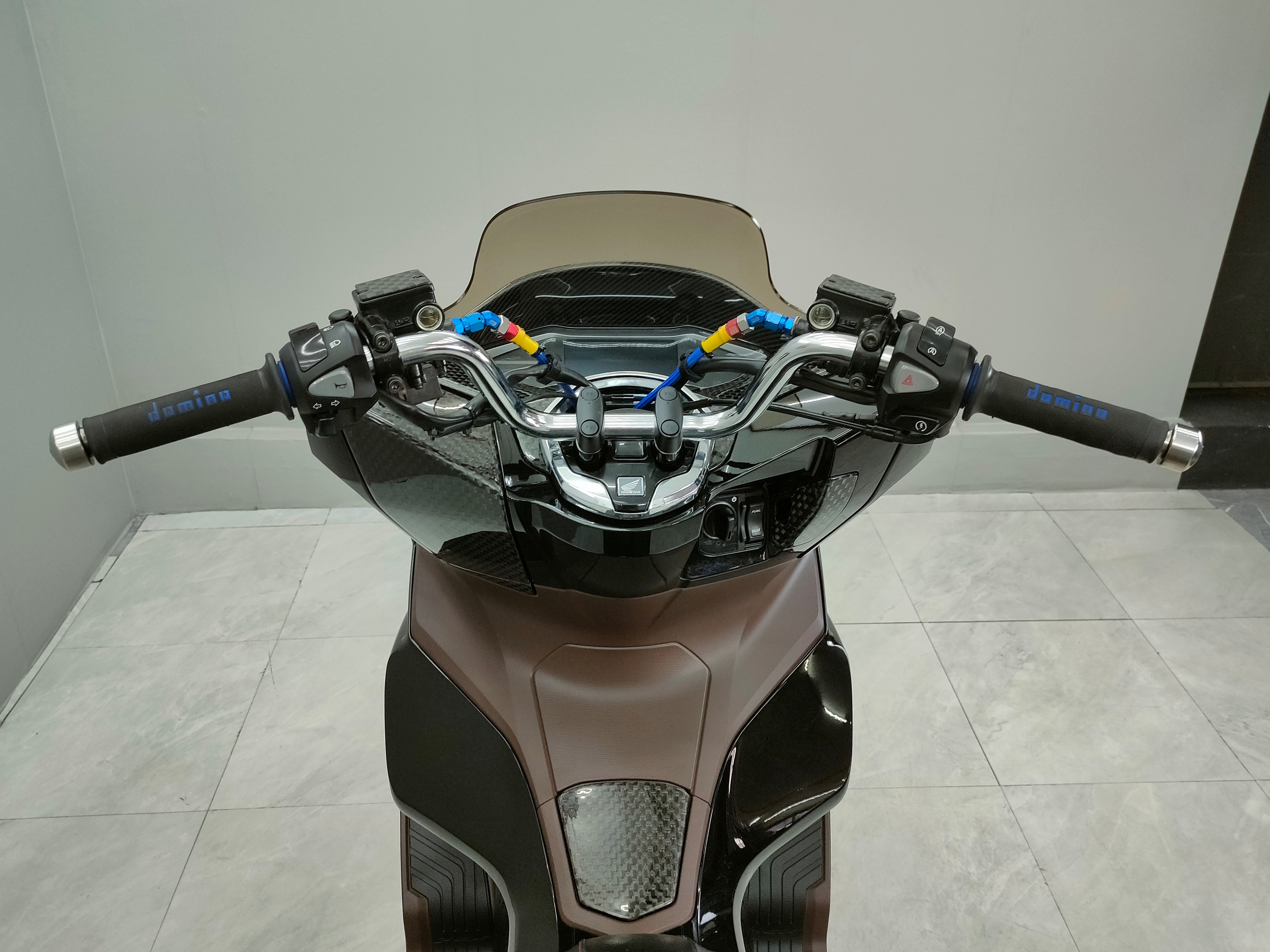 วัยรุ่นจ๋า...พี่มาแล้วจ้า 😘 HONDA PCX160 abs จดปี 2021 ไมล์ 1️⃣ พันโลแท้ + ของแต่ง3หมื่น‼️