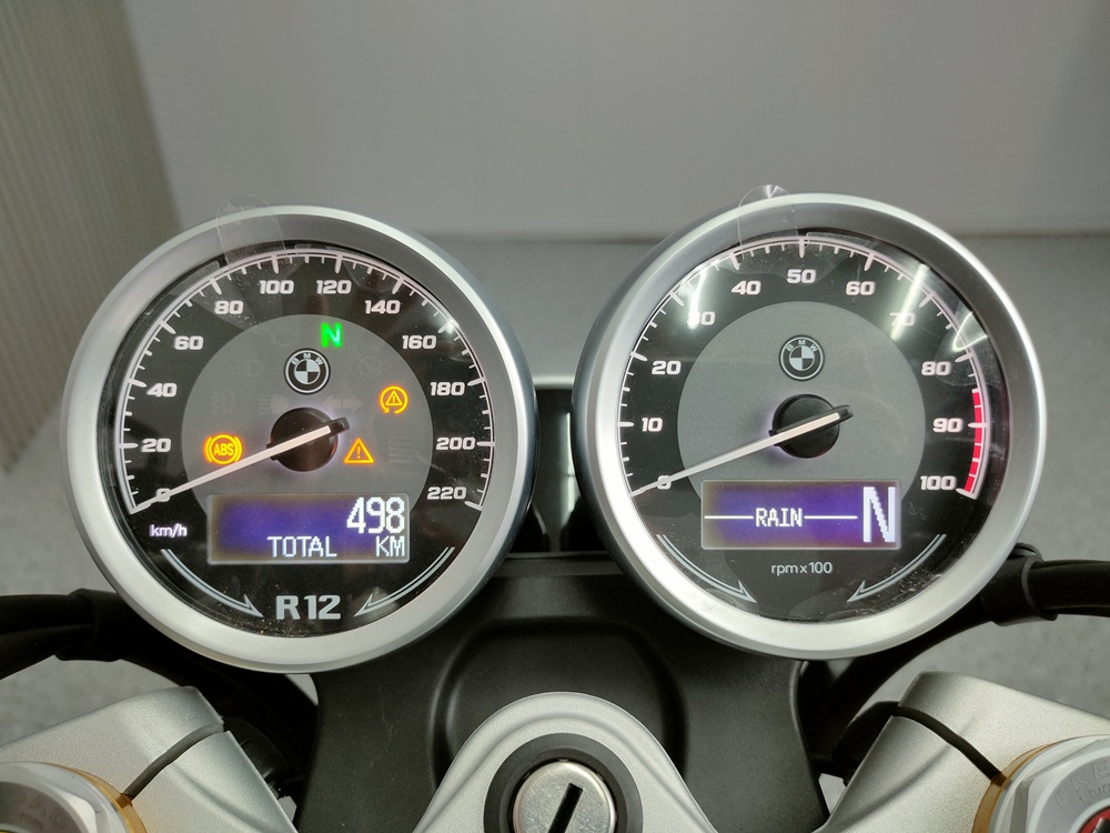 รถยังไม่ได้จดทะเบียน❓️❓️ BMW R12 NINE T . . . ใหม่กว่านี้ต้องโชว์รูมเท่านั้น ‼️