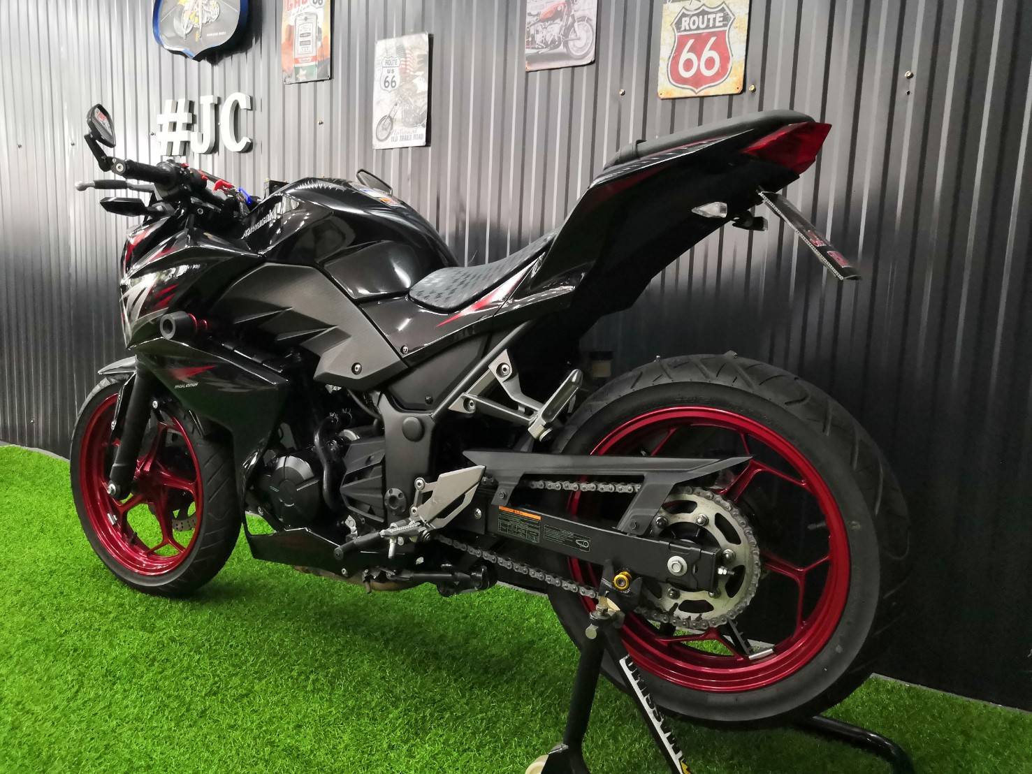 #Z300ABS รถปี 2016 ไมล์แท้ 15,xxx KM. เกรด🅰️ สภาพน่าจับปัยขี่อย่างแรงส์🤘