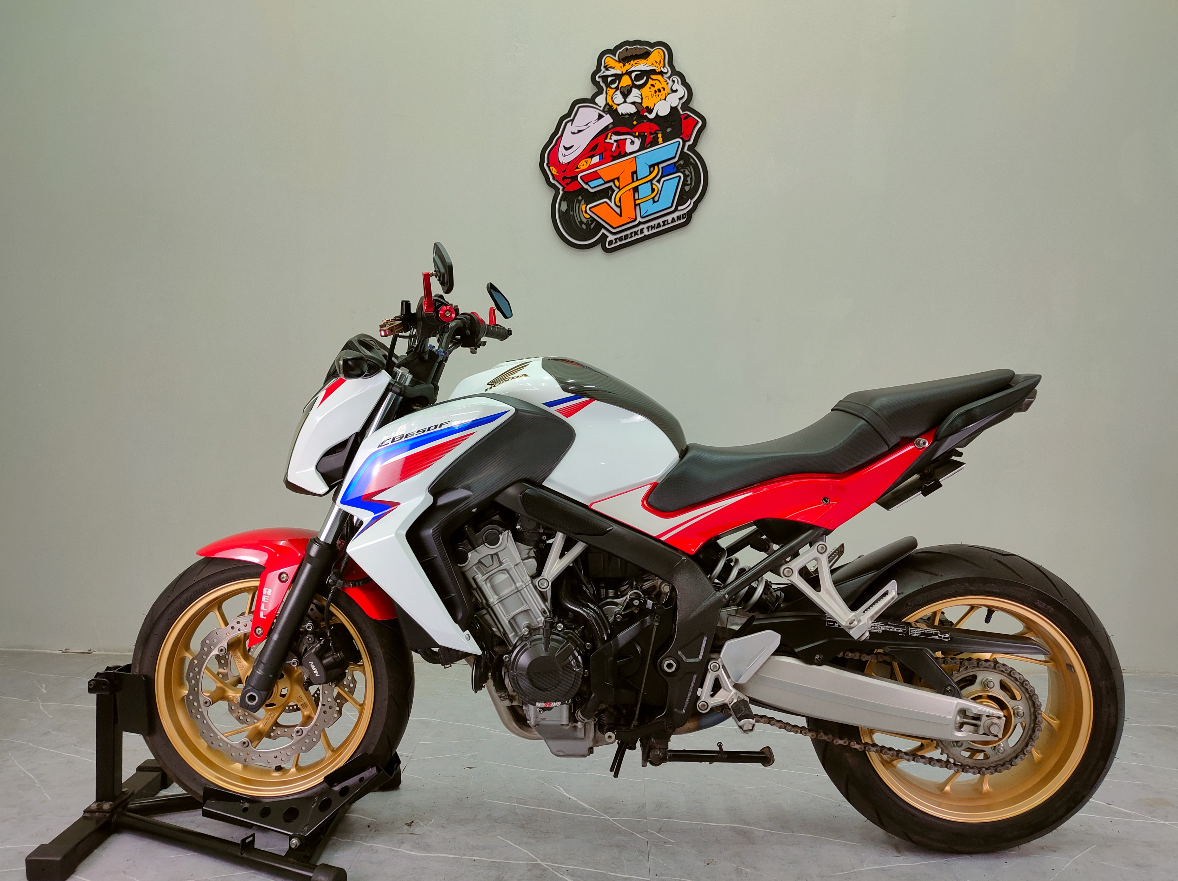 4 สูบเรียงผ่อน 3พันกว่า ⁉️ เข้าอีกลำ HONDA CB650F ปี 16 Tri-Colour ยอดนิยม 😘