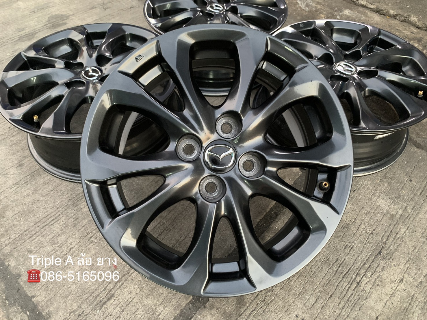 ล้อแม็ก Mazda 2 Skyactiv ขอบ 15 สีดำ มิดไนท์ สภาพสวย