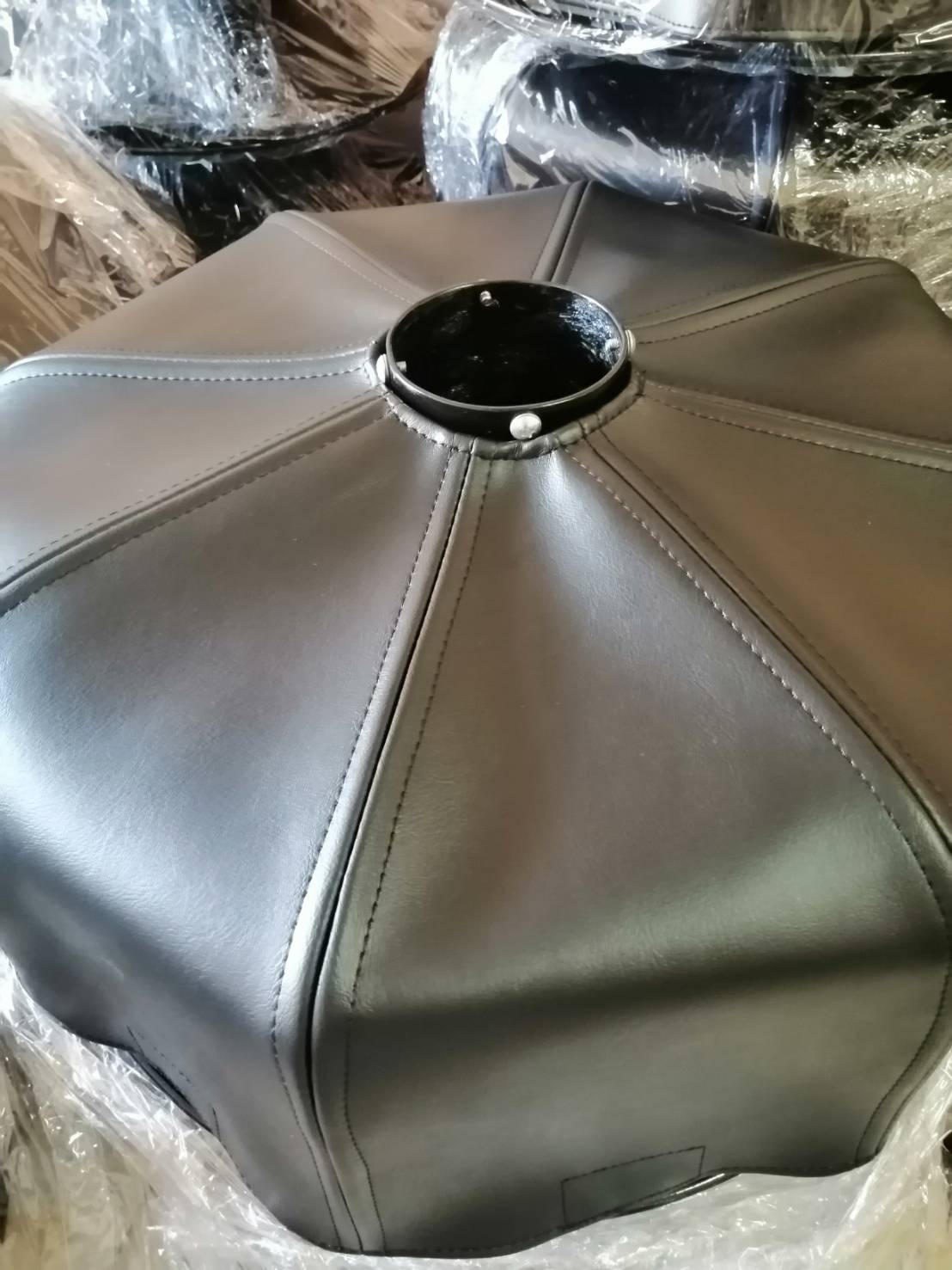 กระสอบทรายตั้งพื้น Monster Punch รุ่นไฮบริจ สีดำ