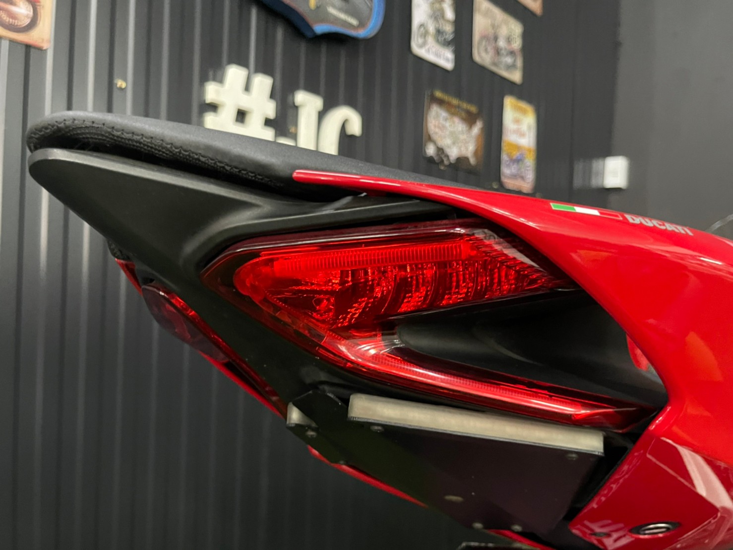 🔥เจ้าของฉายาบิ๊กไบค์สุดหรู....โคตรแรงอีกต่างหาก‼️ Ducati Panigale 959 🏍💨