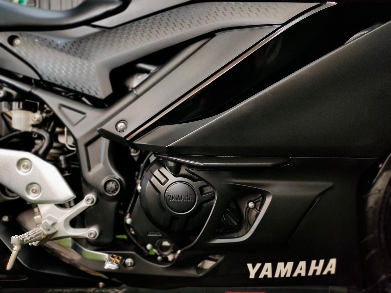 ดำดุดันไม่เกรงใจใคร ❗ YAMAHA New R3 โมเดล 2019 รถมือแรก "นางฟ้าไมล์น้อย" โคตรน่าใช้ 🥰