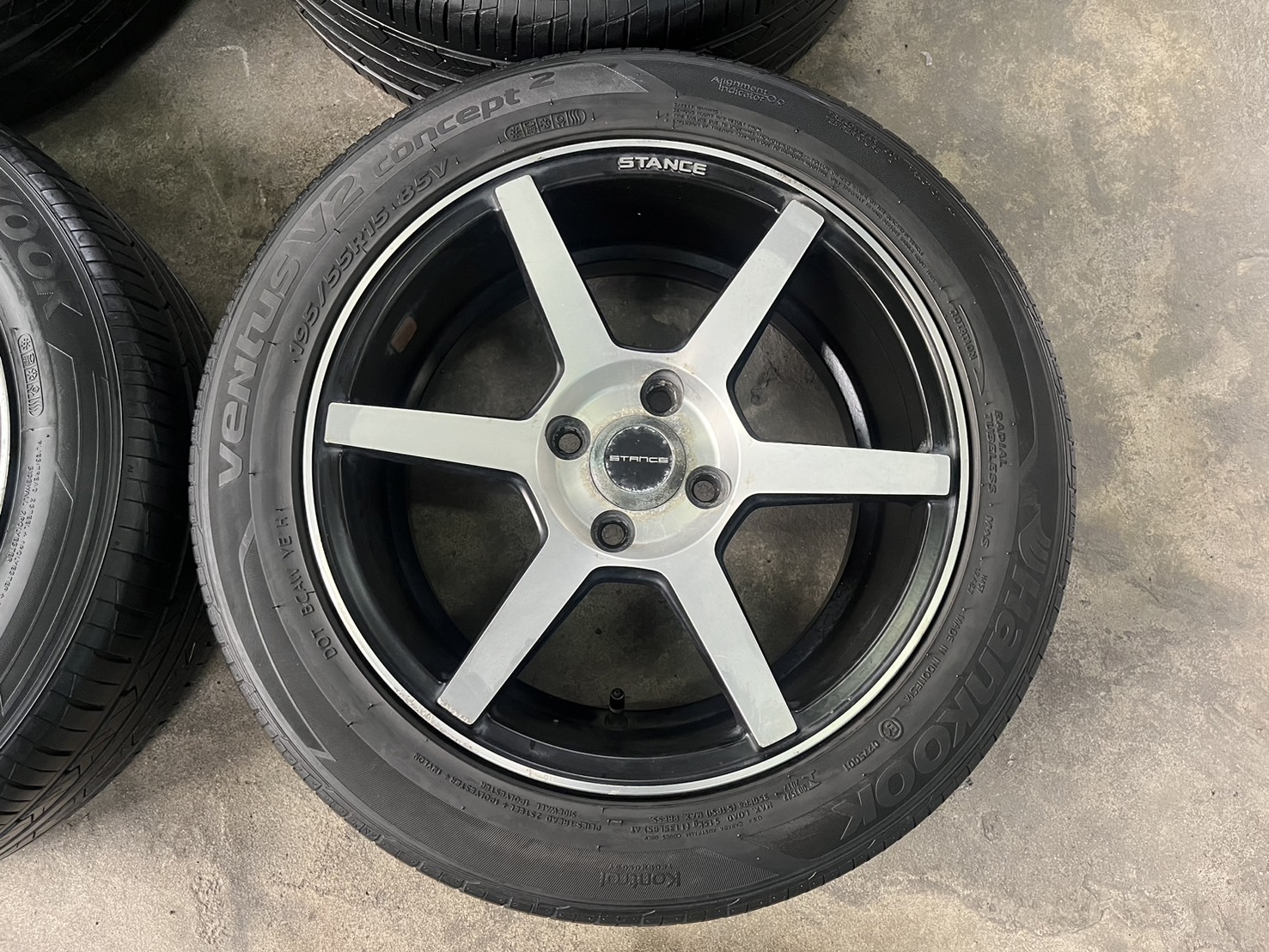 ✨ล้อแม็กแต่ง 4รู100✨STANCE ขอบ 15 ดำหน้าเงา พร้อมยาง 195-55-15 Hankook ปี 19