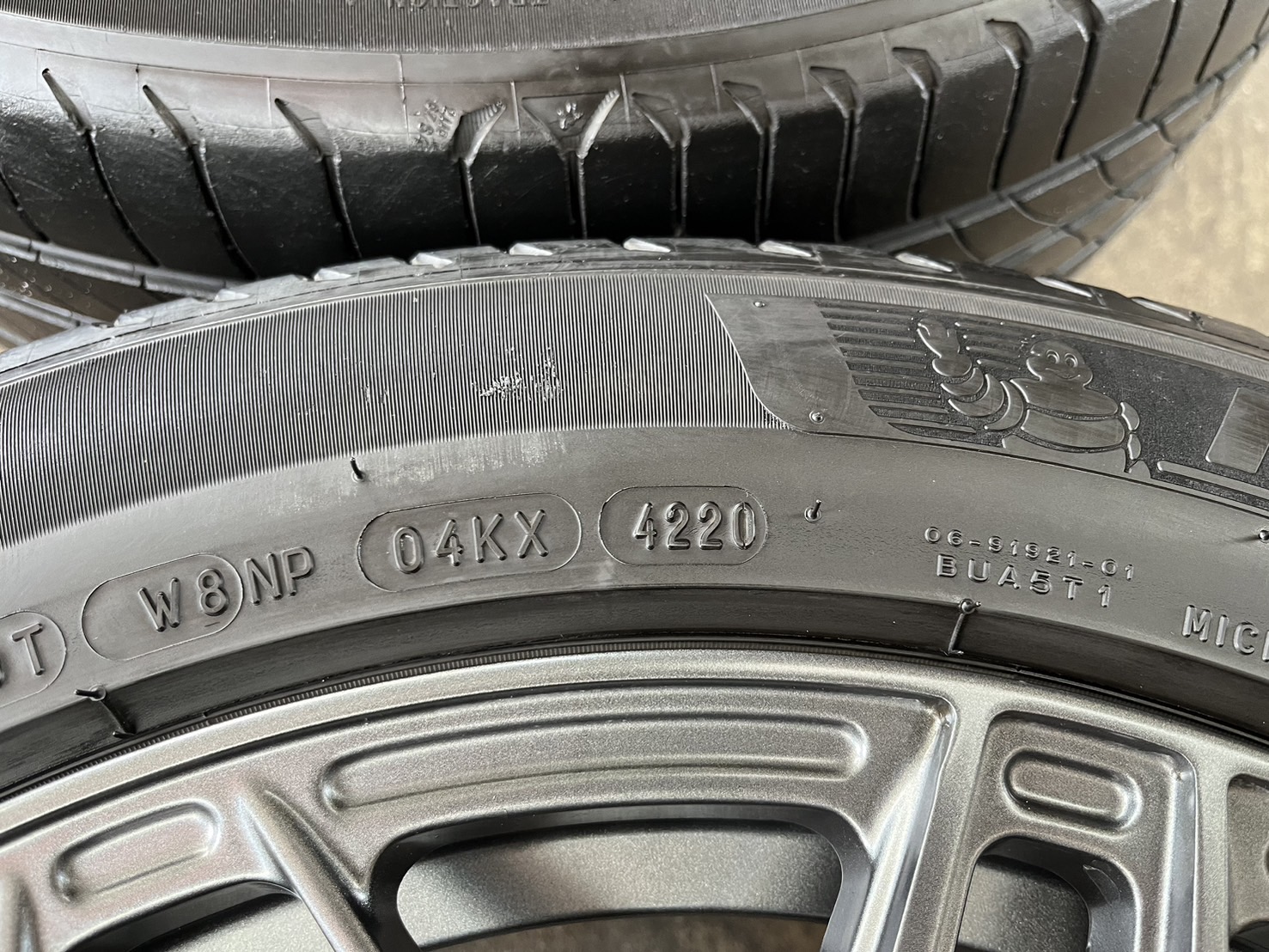 ✨ล้อแม็ก✨5รู114 ขอบ 18 พร้อมยาง 235-50-18 Michelin ปลายปี 20