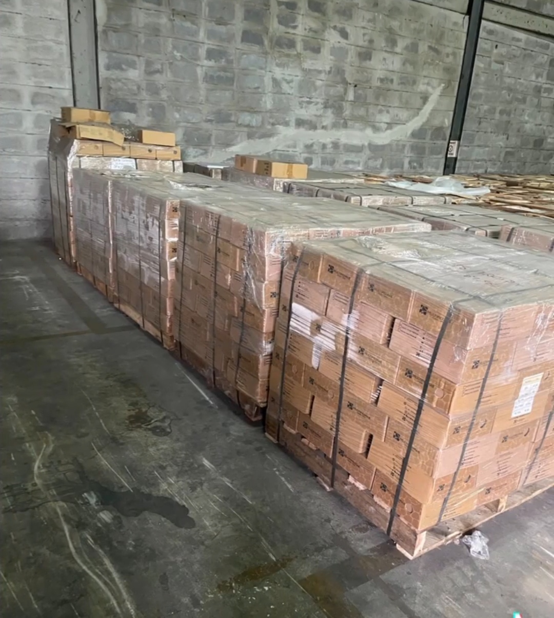 หินปูสระว่ายน้ำ Green Sukabumi 10x10