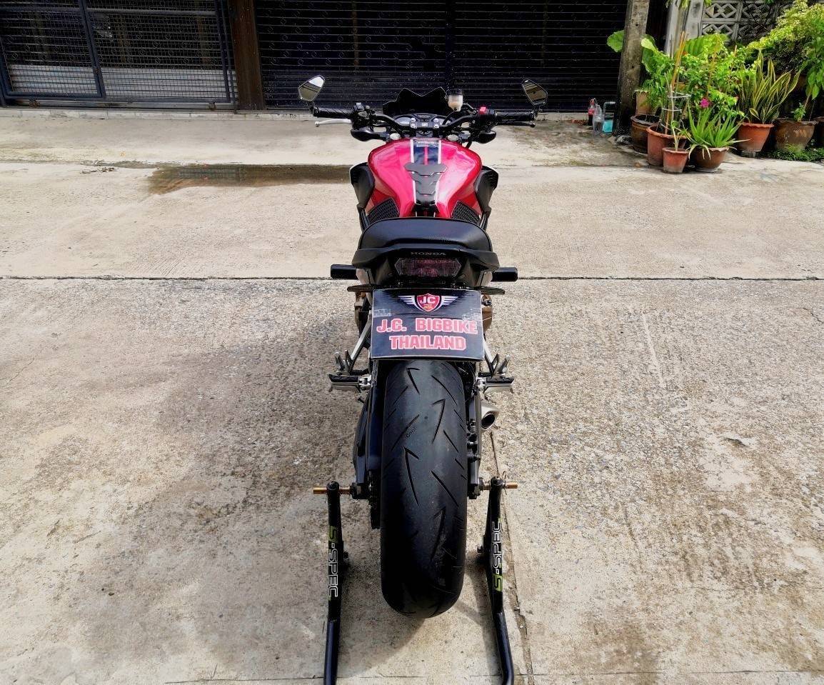 😉 #CB650F LED รถปี 2018 ไมล์แท้ 9,xxxKM. แต่งแน่นๆยางเต็มๆ สีเดิมไร้อุบัติเหตุ