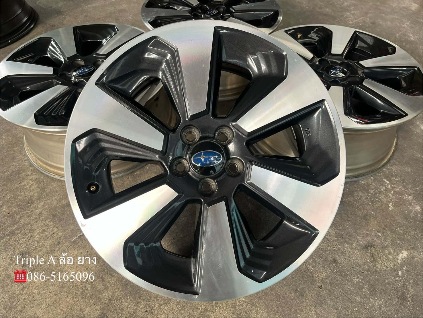 ✨ล้อแม็ก 5รู100✨Subaru Forester ขอบ 17 ดำหน้าเงา