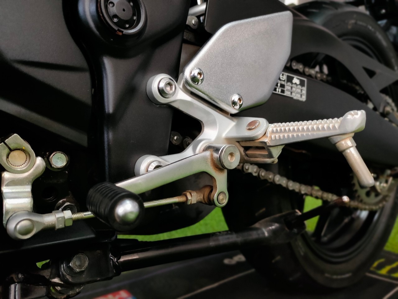 ดำดุดันไม่เกรงใจใคร ❗ YAMAHA New R3 โมเดล 2019 รถมือแรก "นางฟ้าไมล์น้อย" โคตรน่าใช้ 🥰