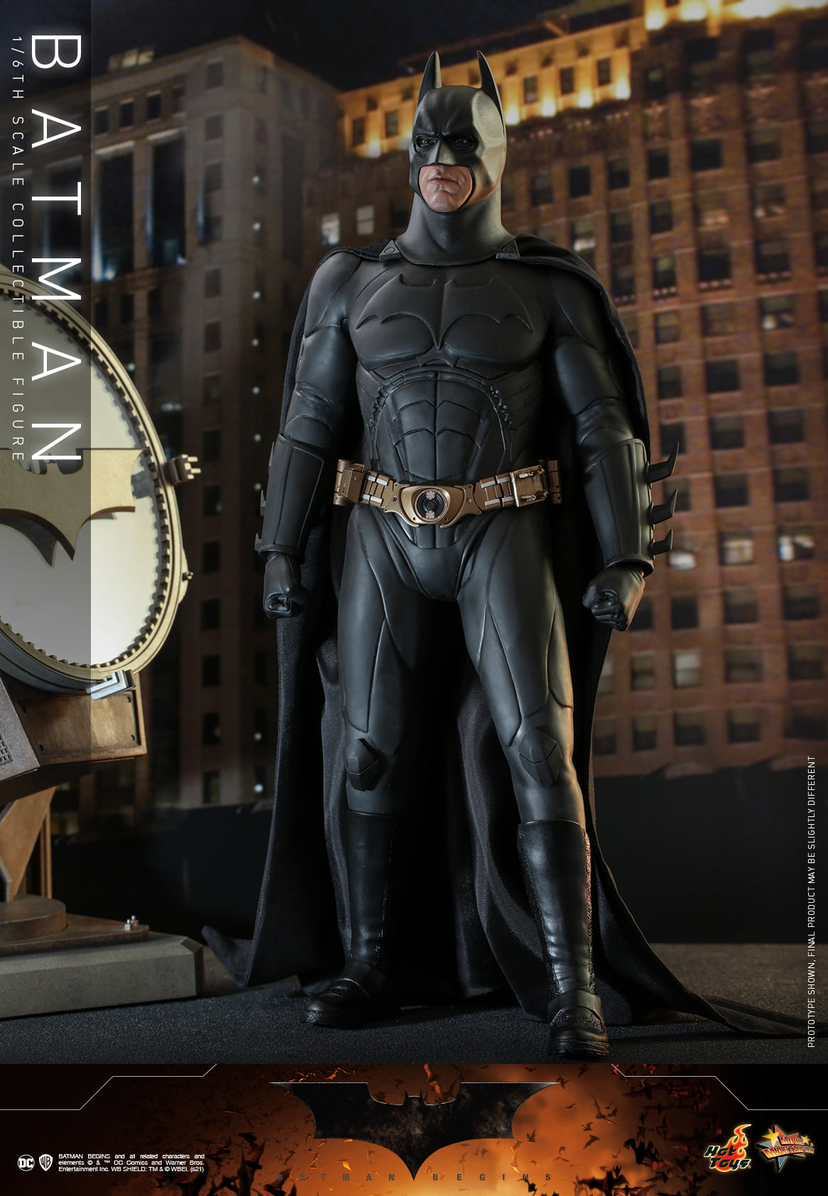 Hot Toys MMS595 1/6 Batman Begins - Batman