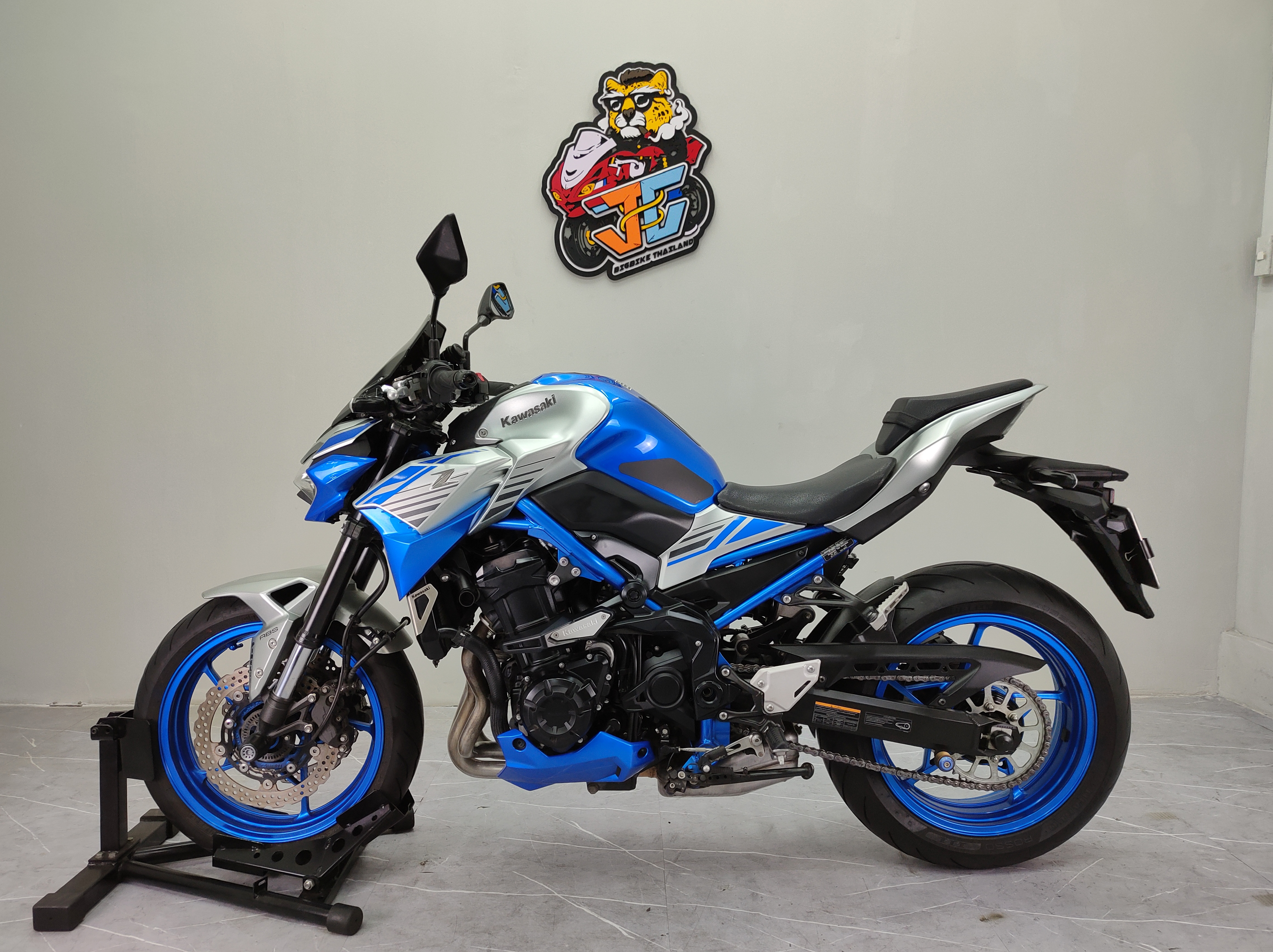 Special Edition จอสีมาแว้ว KAWASAKI Z900absSE รถปลายปี 20 มือเดียว โปรแรง 💢 ออกรถ ⭕ บาท‼️