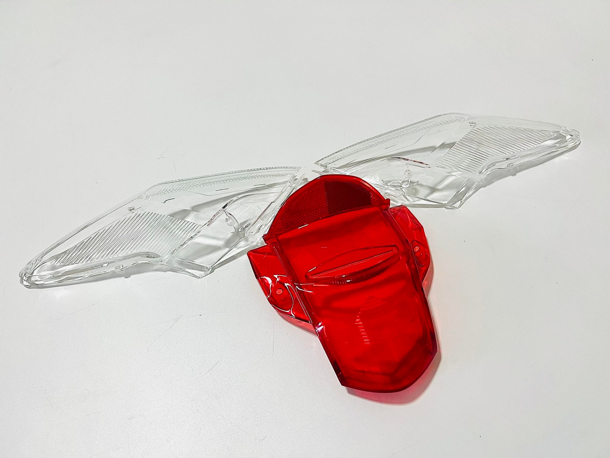 ฝาไฟท้าย+ฝาไฟเลี้ยวหลังเวฟ110 i รอ