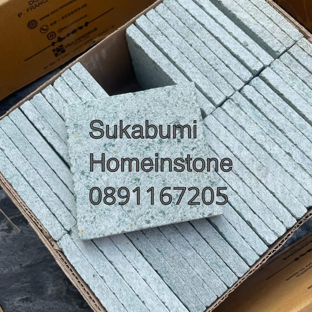 หินปูสระว่ายน้ำ Green Sukabumi