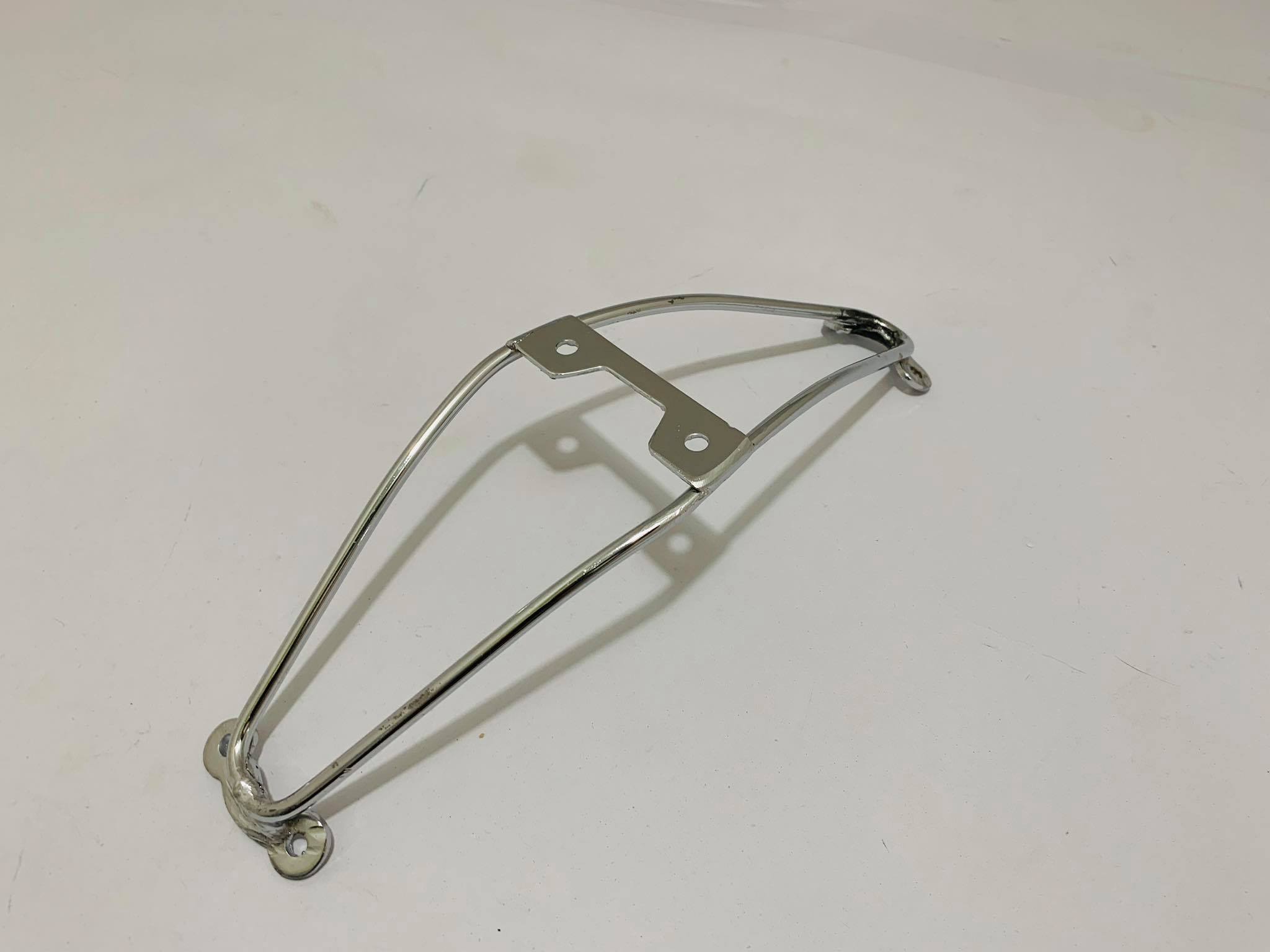 ขายึด บังโคลนหน้า รถชาลี L33