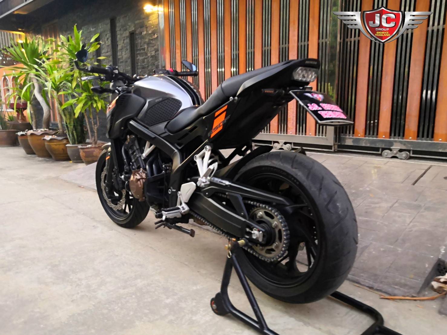 รถมือเดียวเกรด🅰️#CB650F 𝐀𝐁𝐒 รถปลายปี 2018 แต่งครบองค์ ✨เงินดาวน์⭕️บาท✨