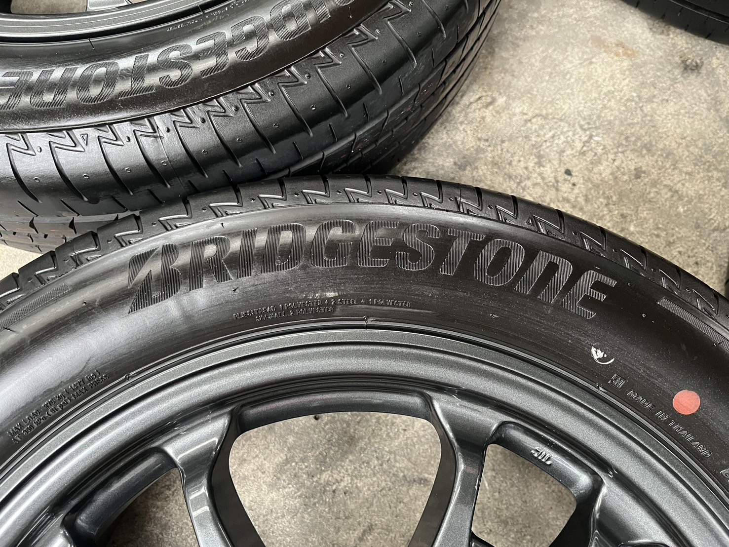 ♨ปี 24♨✨ล้อแม็กพร้อมยางป้ายแดง✨Toyota Revo Z Edition รุ่น 60 ปี ขอบ 17💖สวยกริ๊บ💖